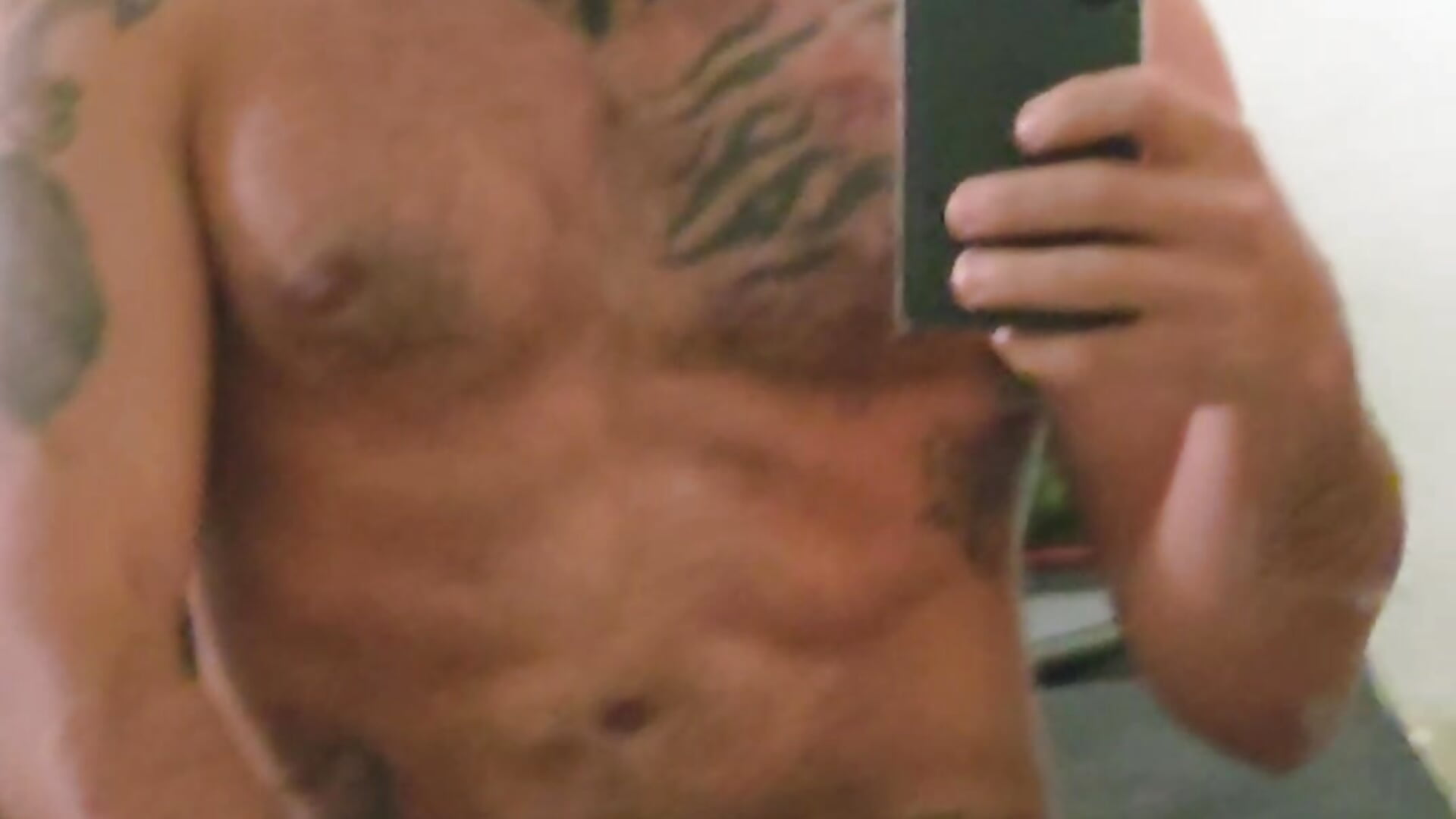 1000016076 - video by gambaeduar cam model