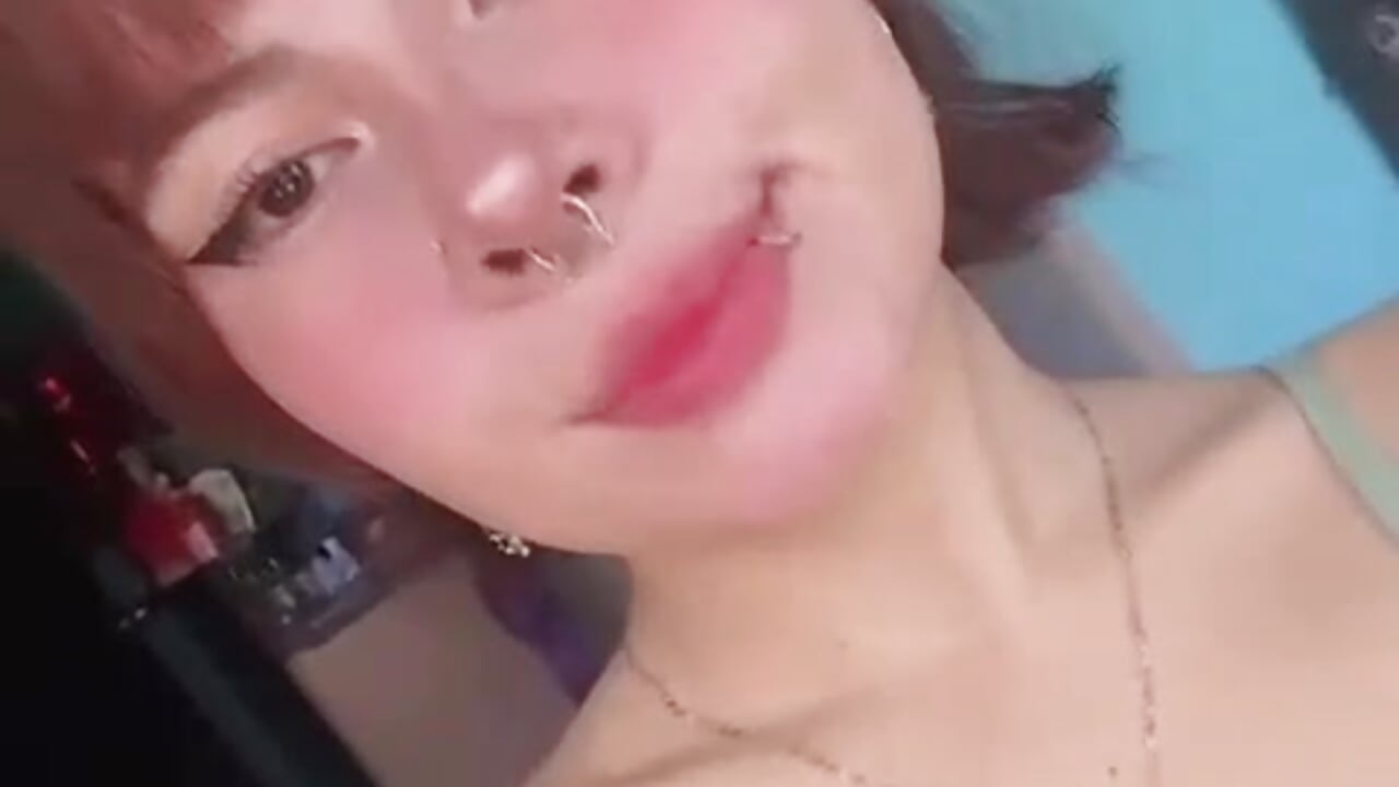 video 1 - clip cu little-bunny- model videochat