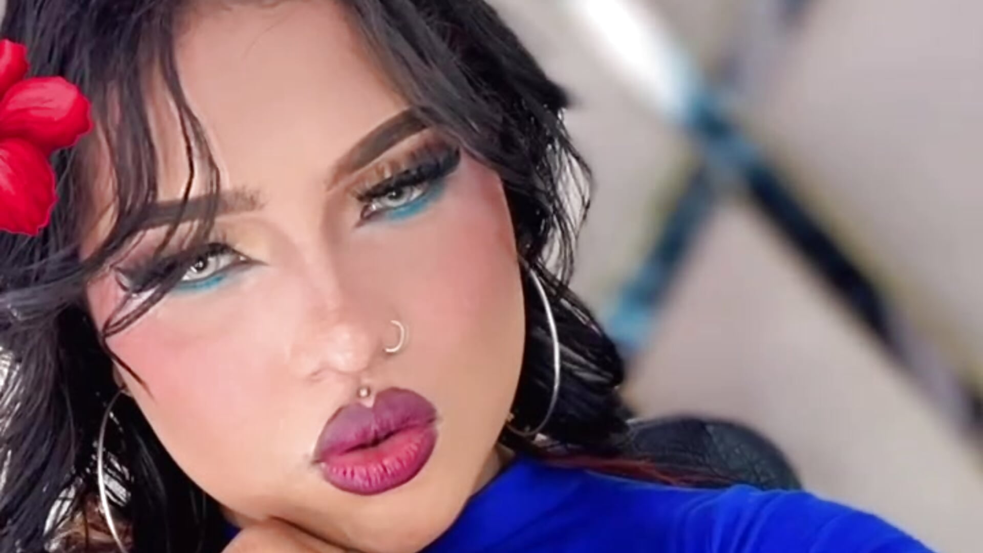 6def7352-6719-4b12-92b4-4853b4a2baa5 - video by AuroraRoss cam model