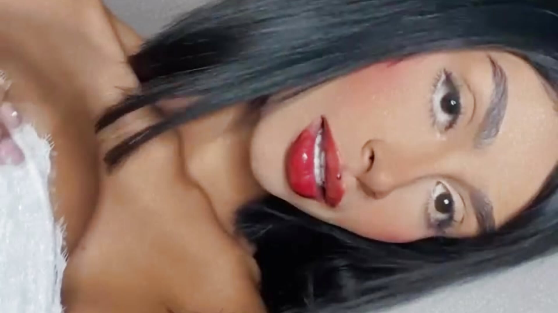 🌸 – видео вебкам-модели melevansxs