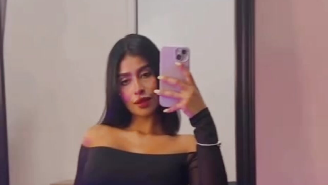 Mell 🤍✨ – видео вебкам-модели melevansxs