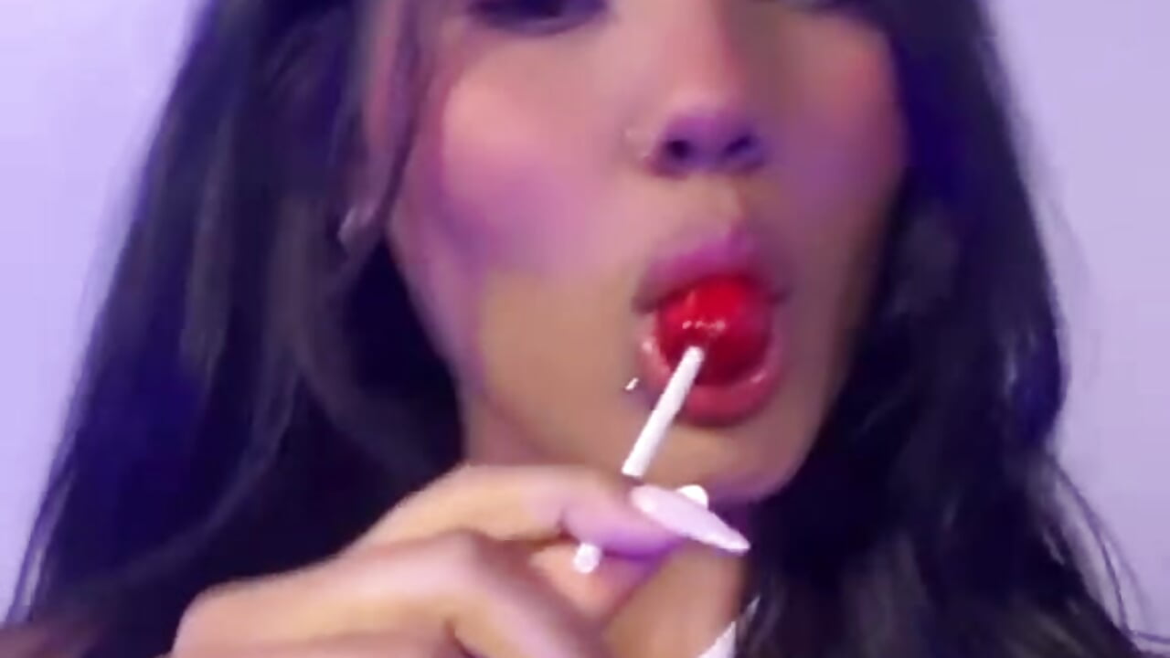 ✨ The perfect temptation - KelaniSilva adlı kamera modelinin videosu