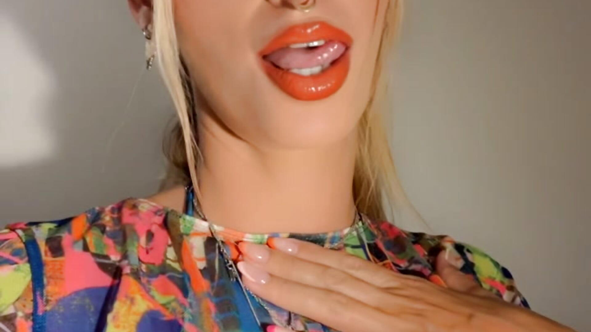Play tits and pussy - Ericafontex主播的视频