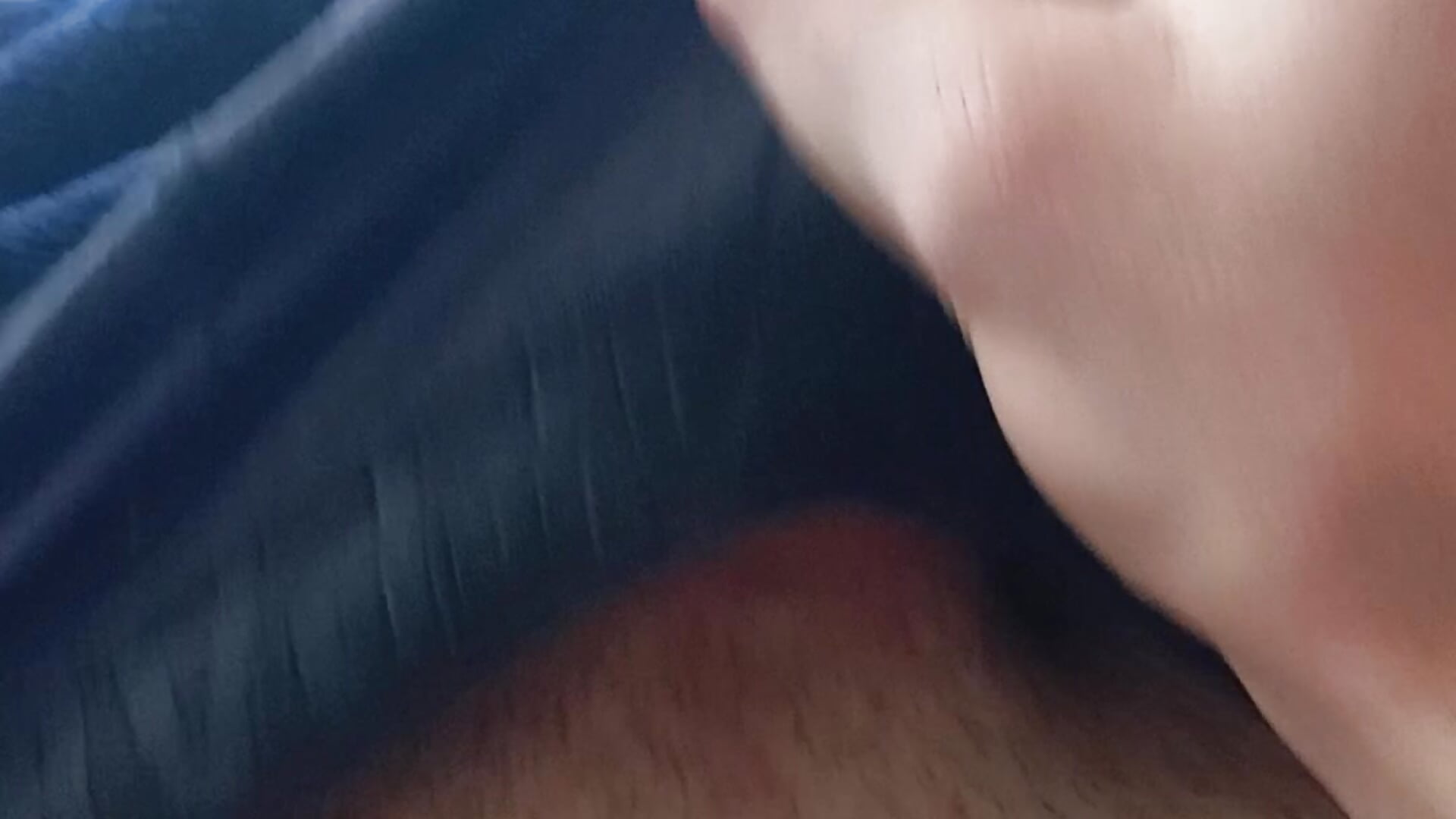 Touching my huge cock — filmik ruiiizz, modela(-lki) na kamerkach