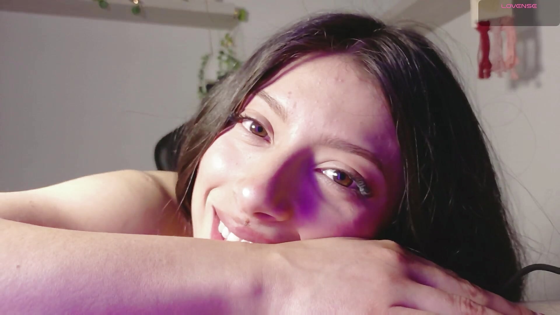 GIVE ME DADDY, GIVE ME SOMETHING TO SUCK - vídeo de Adrianna5_ modelo de câmara