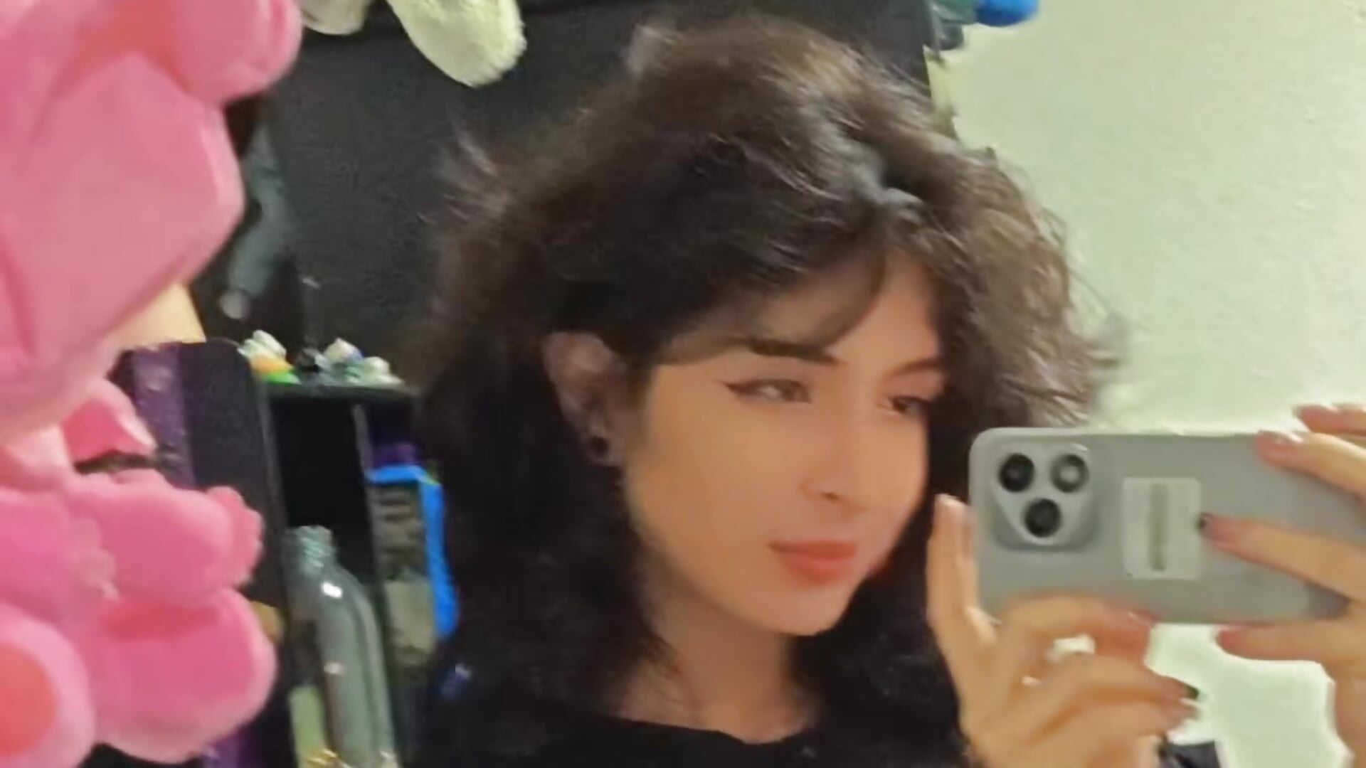 Soy yo :3 - video by SoftieUwU cam model