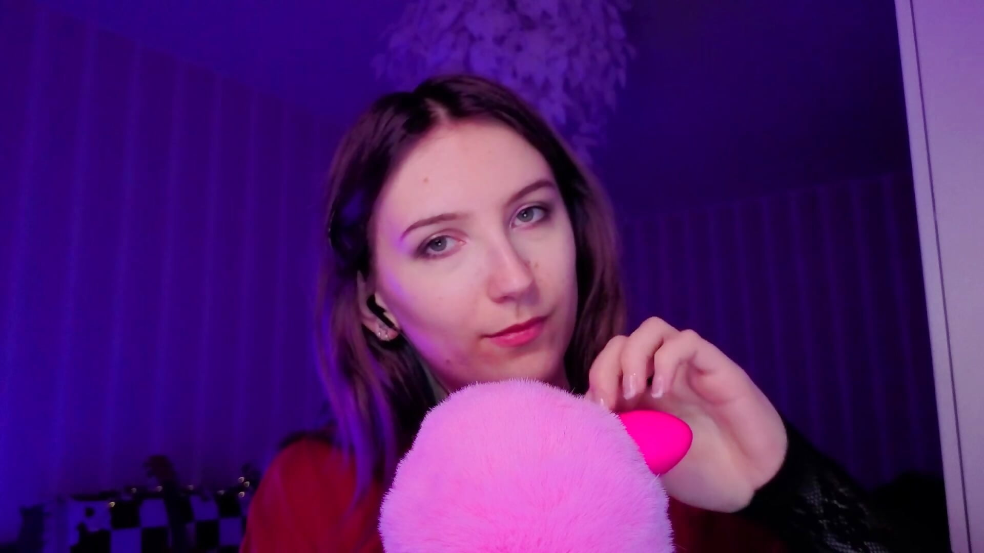 Listen to the sounds and get weaker. ASMR