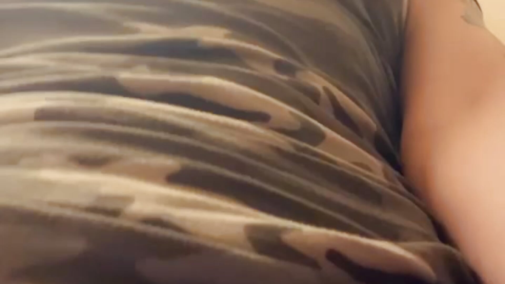 5D1E16FC-F585-4245-B49B-77A378BB7BF2 - فيديو من arianna1993 موديل الكام