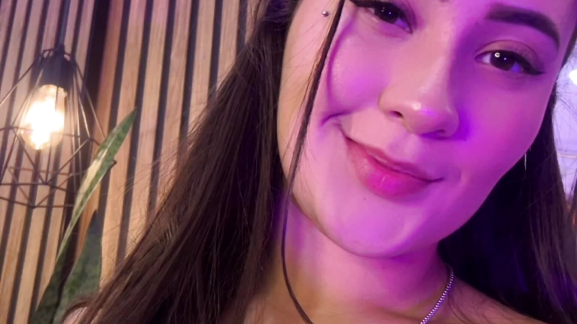 Honey ❤️ - video oleh model kamera Honey_noir