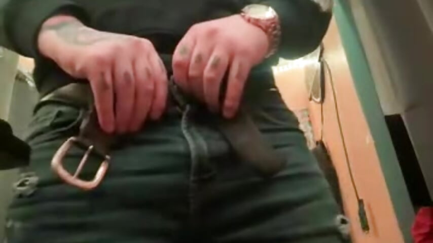 Little soft tease for boys only ;) - video oleh latenightguy kamera model