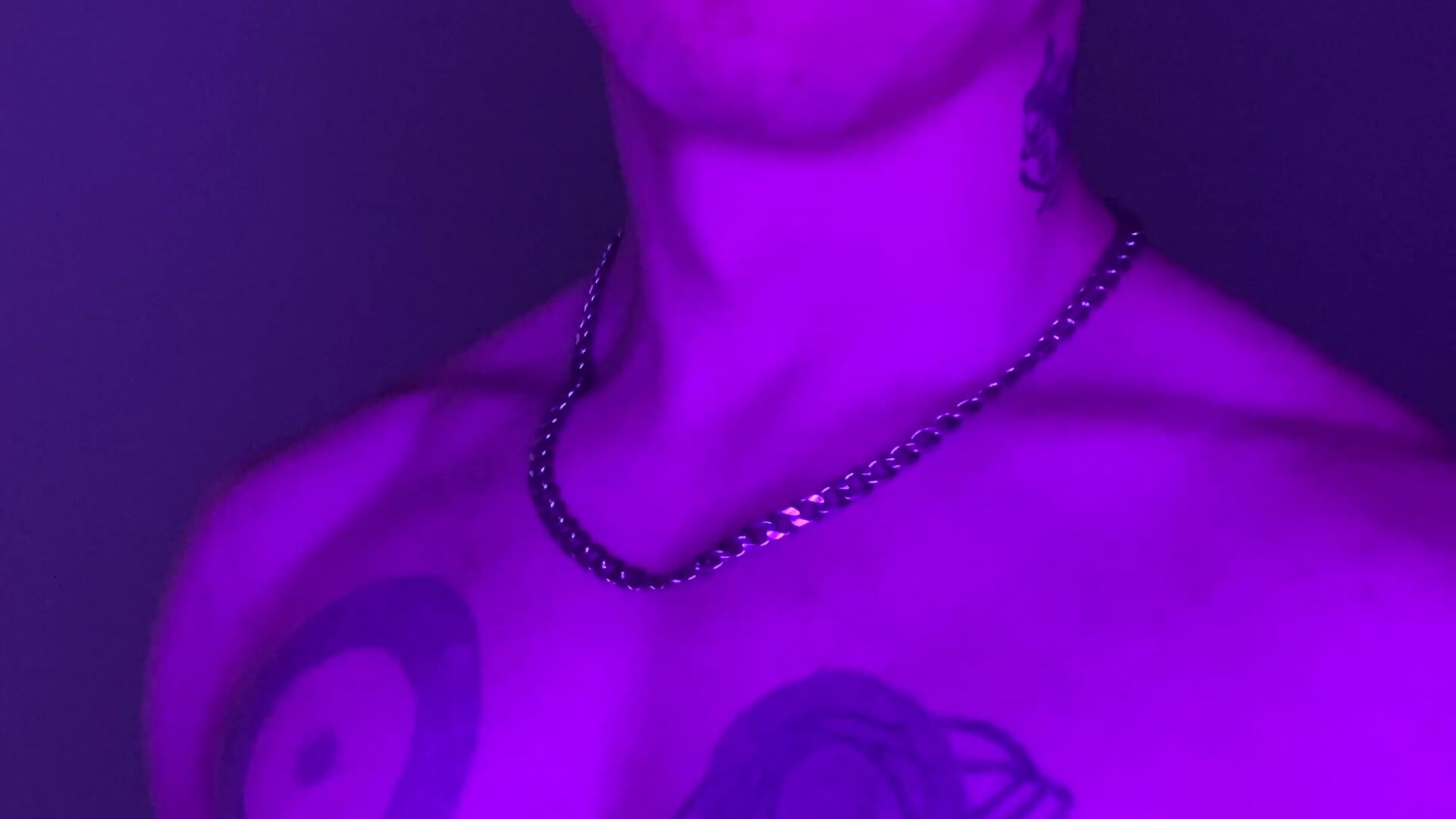 I’m horny🤭 - video by Pamp1929 cam model