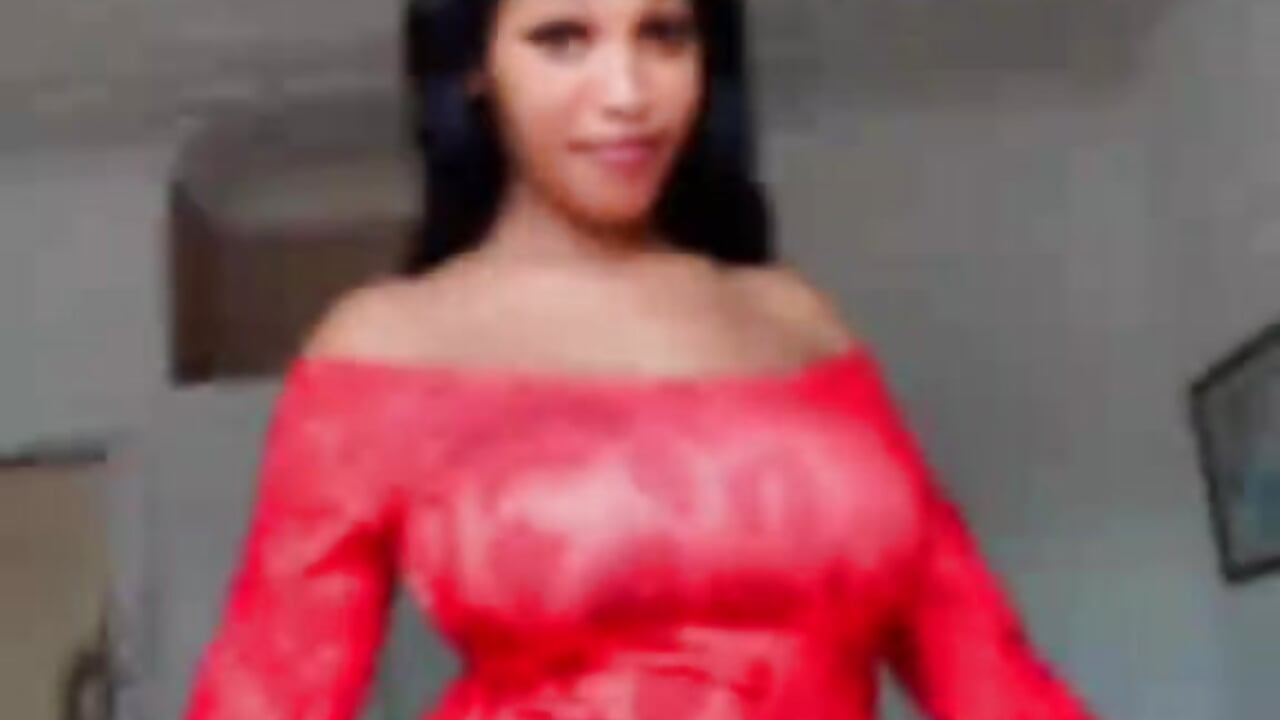 1000502955 - vidéo du modèle de showcams ConnieSmall24