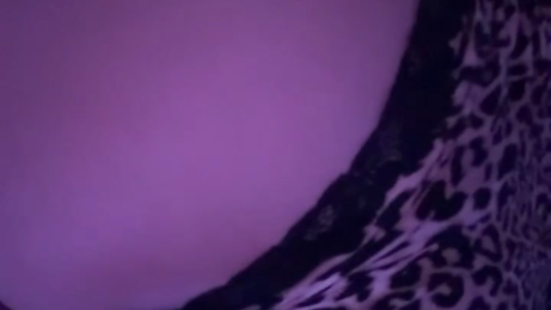 ass shaking