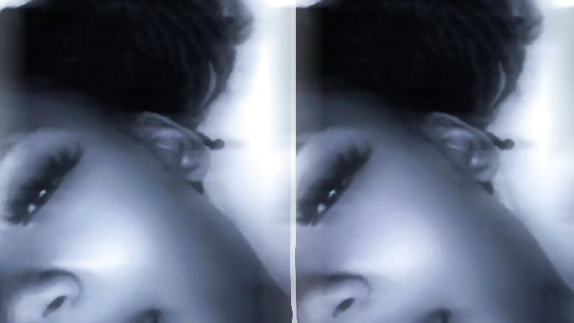 LOVELY LIPS