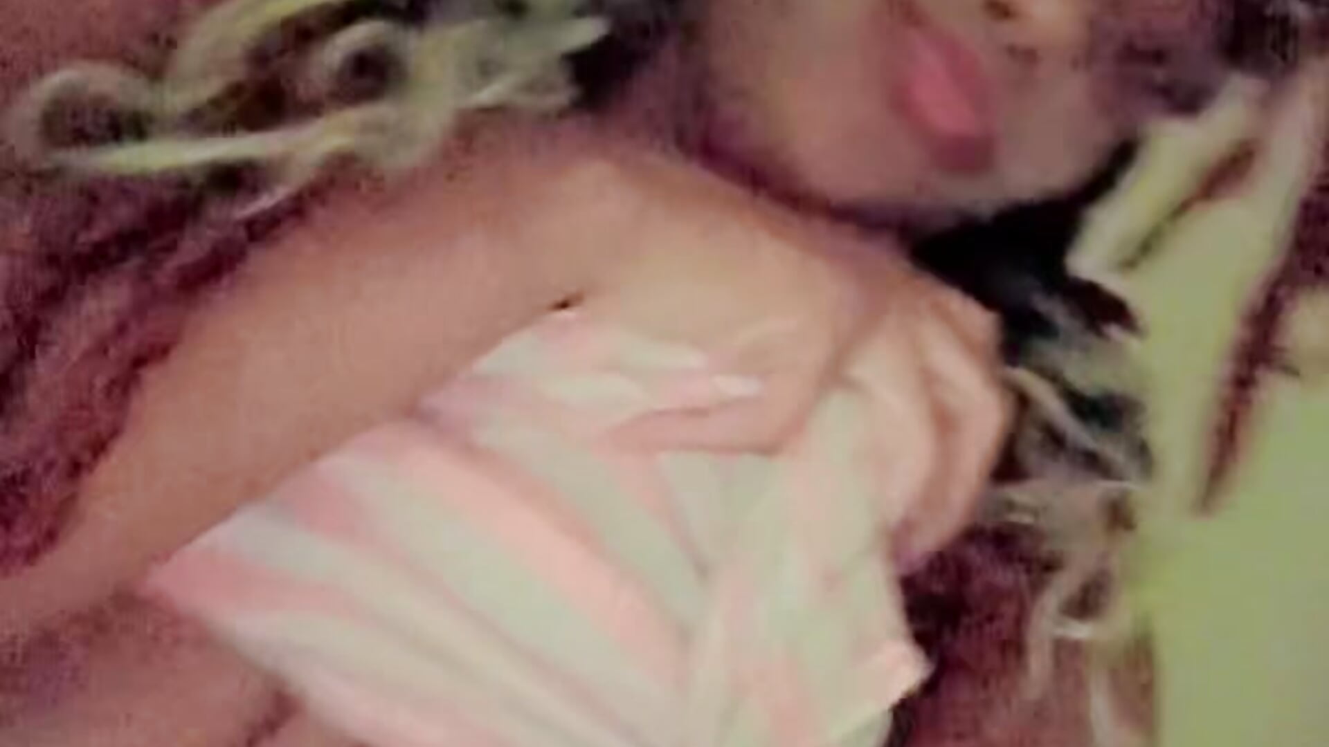 FLASH TEASE