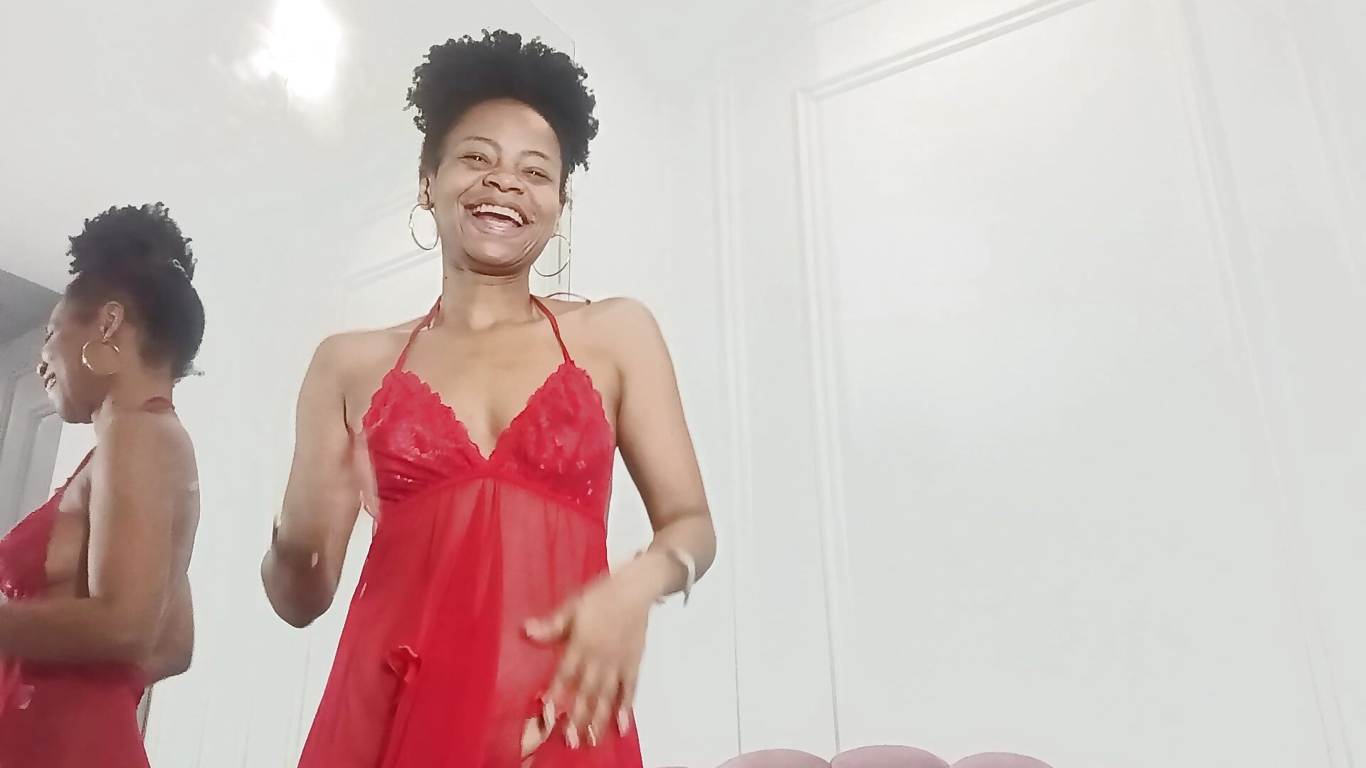 Hi sexy 😍 - video by ChantalGarner cam model