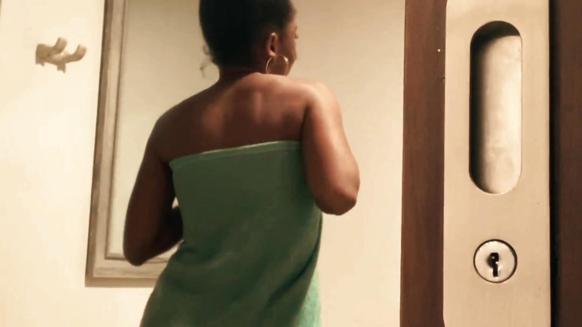 WILL YOU COME WITH ME TO TAKE A SHOWER? – video od webkamerové modelky ChantalGarner