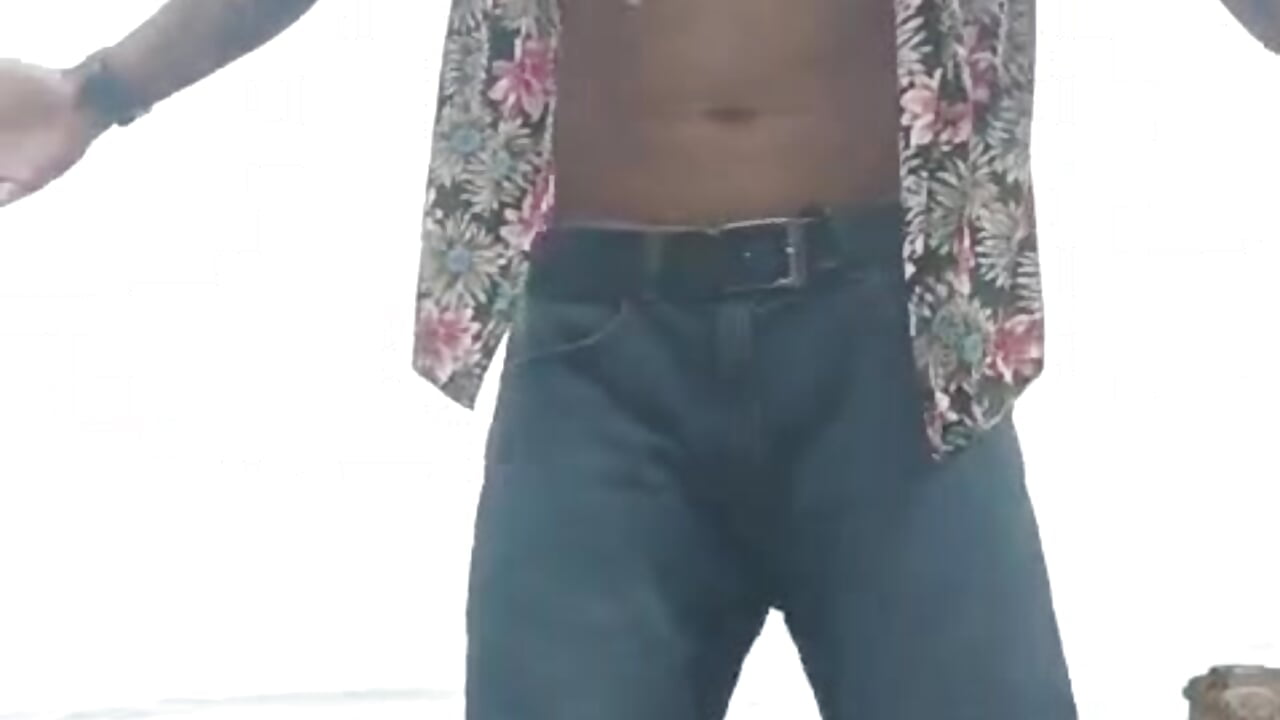 En la playa - video by Kingbigcock23cm cam model