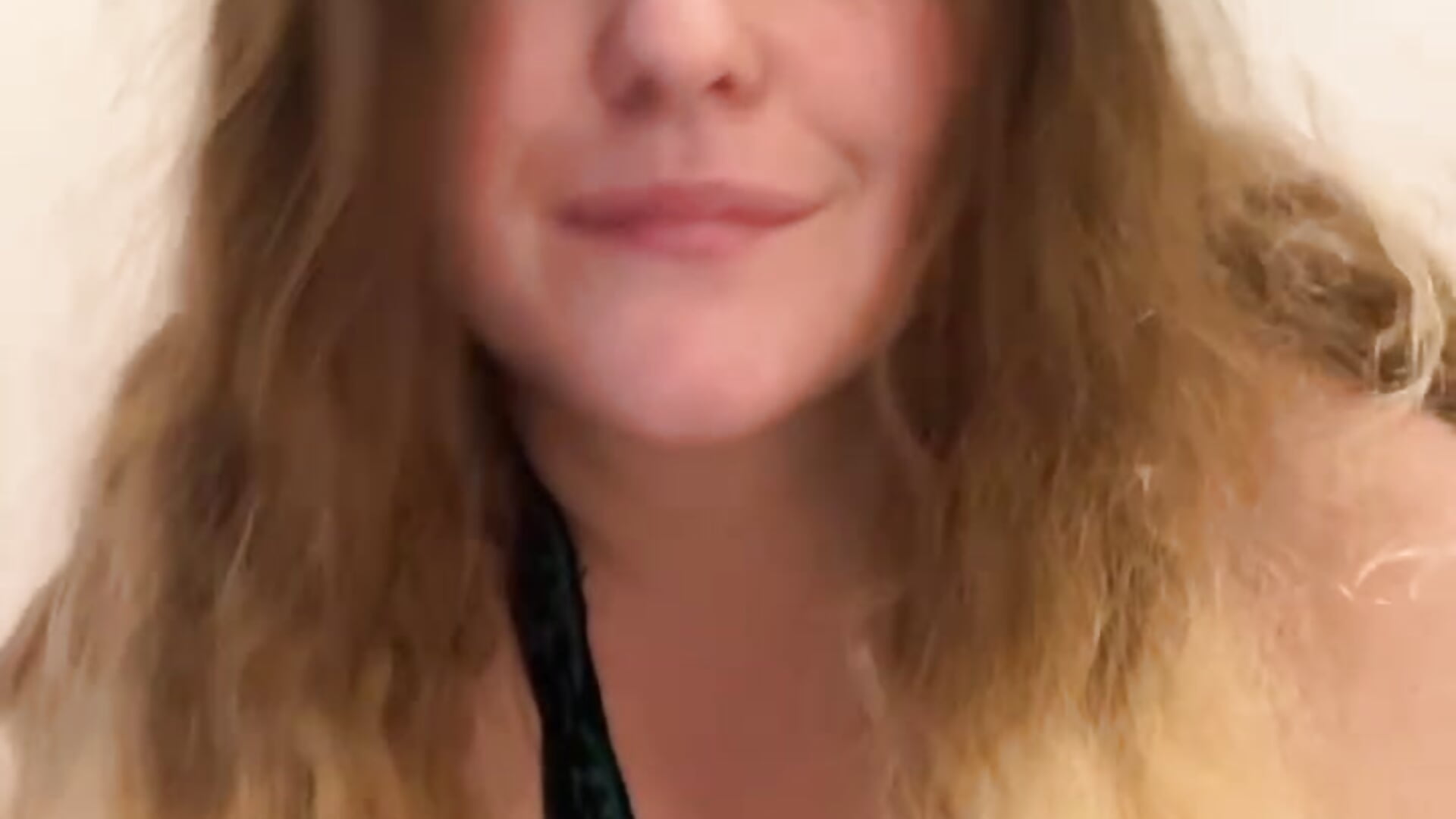 kisses - video by AthenaClary69x cam model