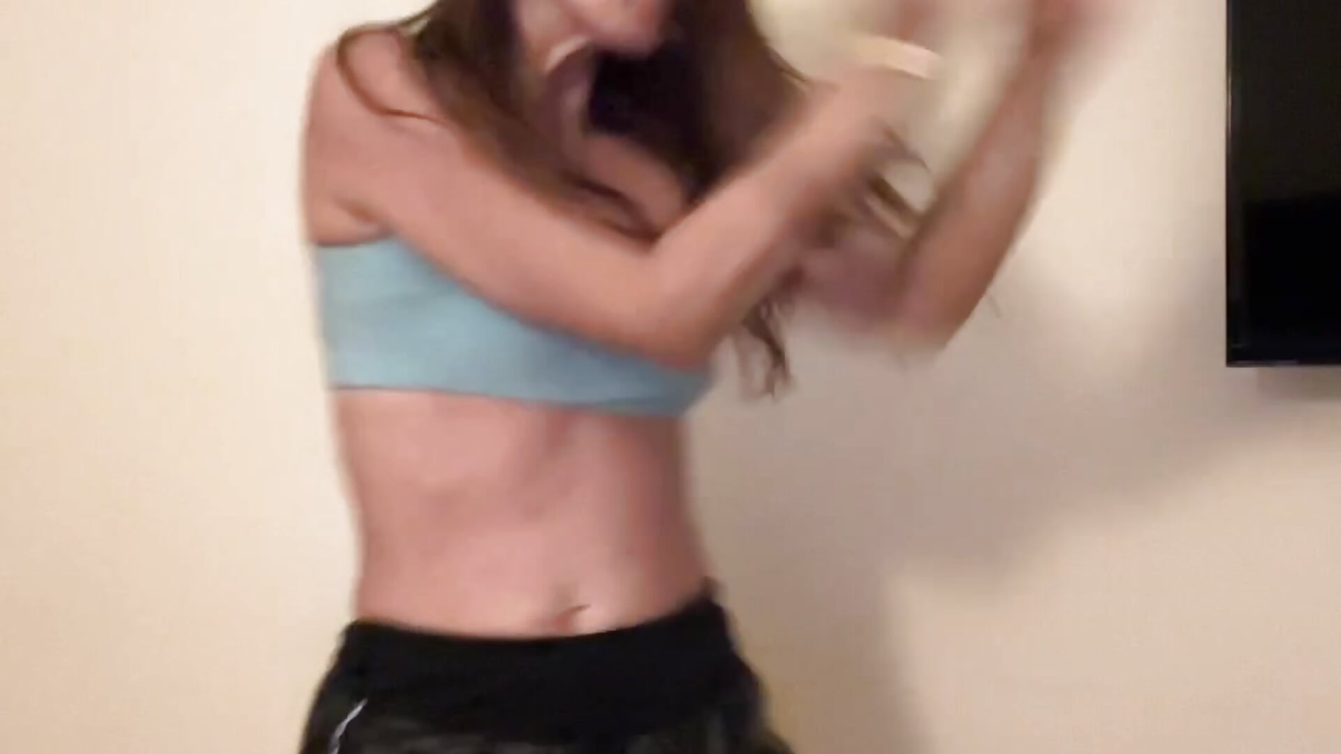 Dancing in shorts - video by Navirina cam model