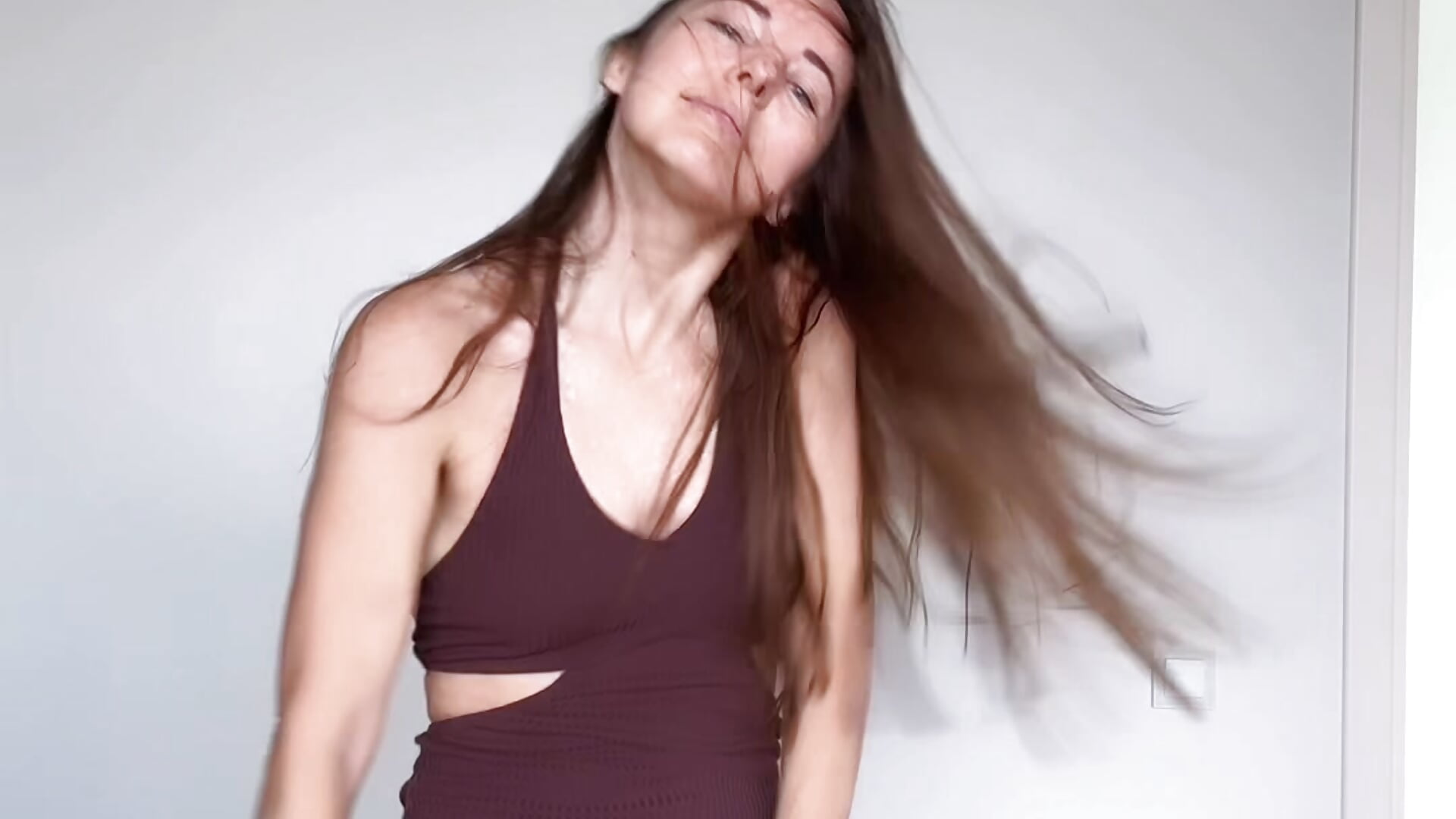 My dance - video by Navirina cam model