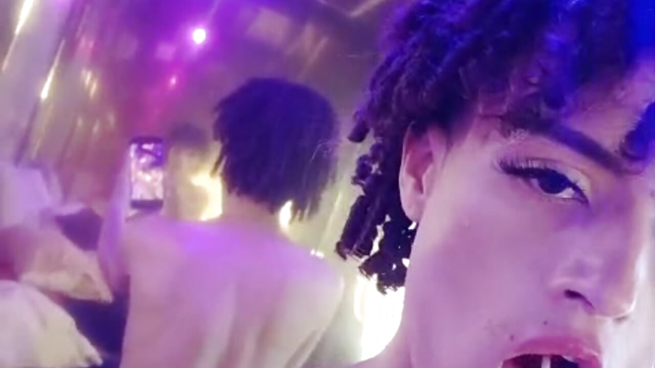 Tease me🔥 - відео від вебкаммоделі NoahVidall