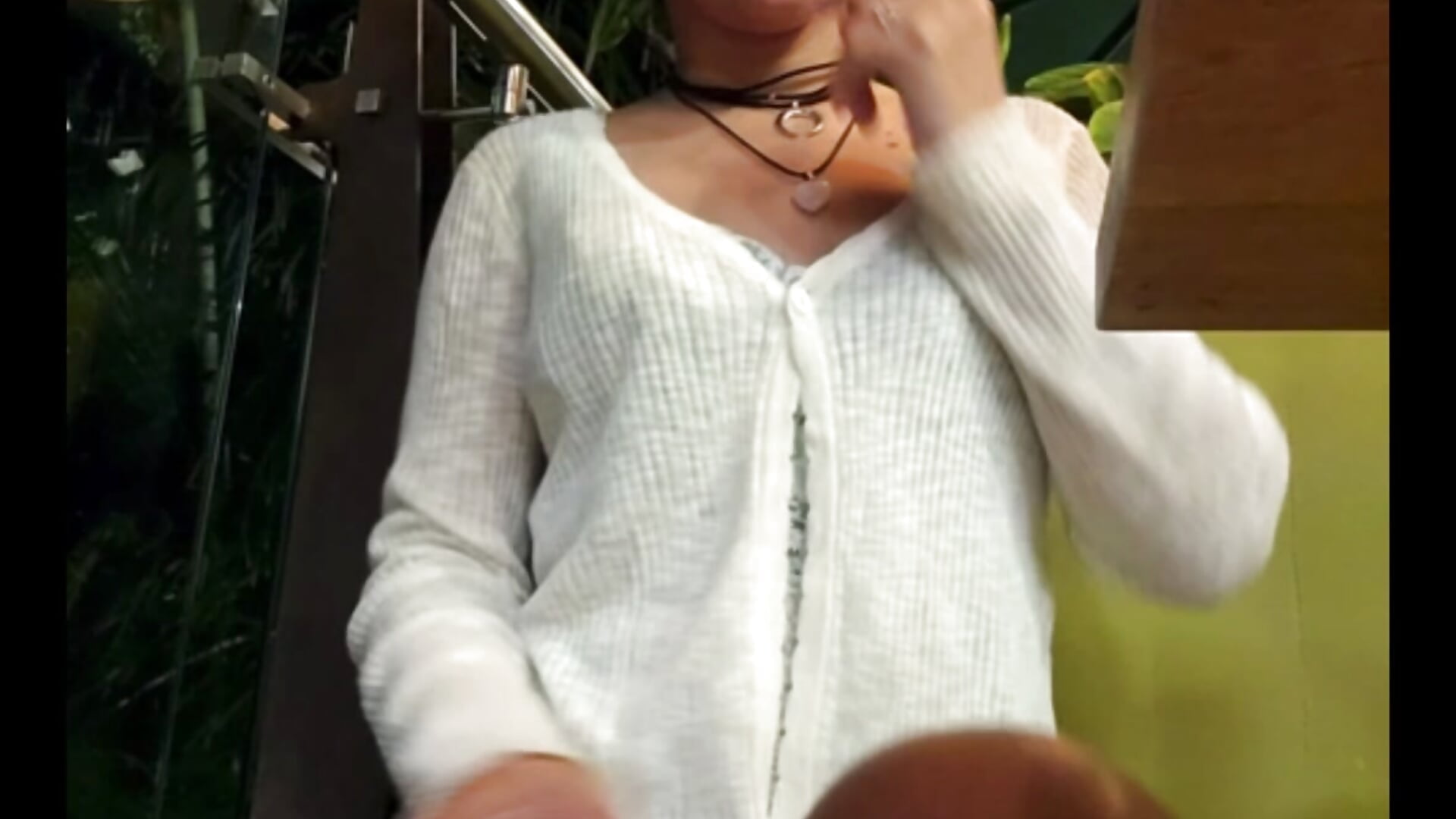 🙈GIFT 🙈in the shopping center－カメラキャストのISABELLA_STARK_の動画