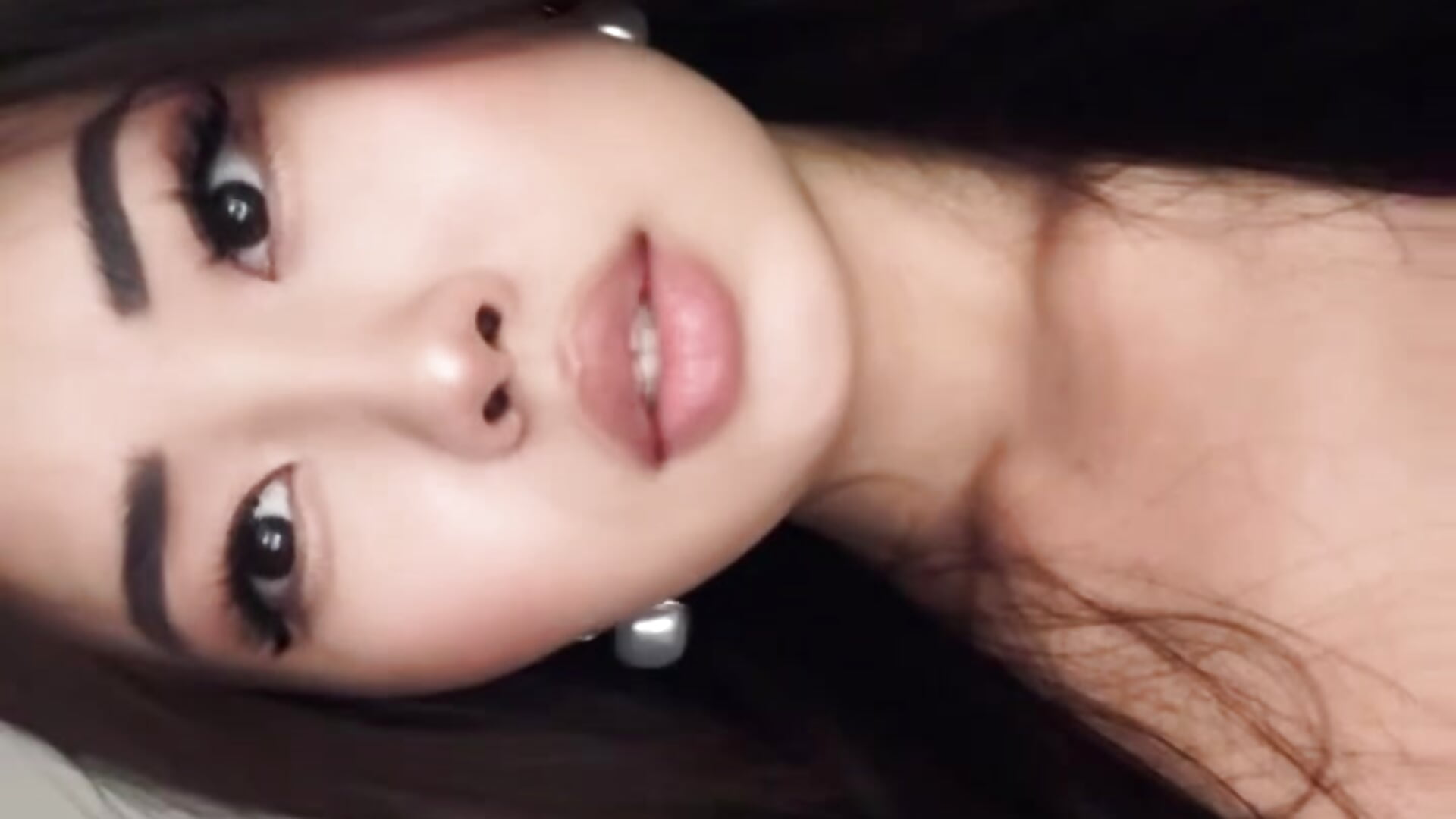 just fooling around - vídeo de la modelo de cam Ur_neighbor_Kira