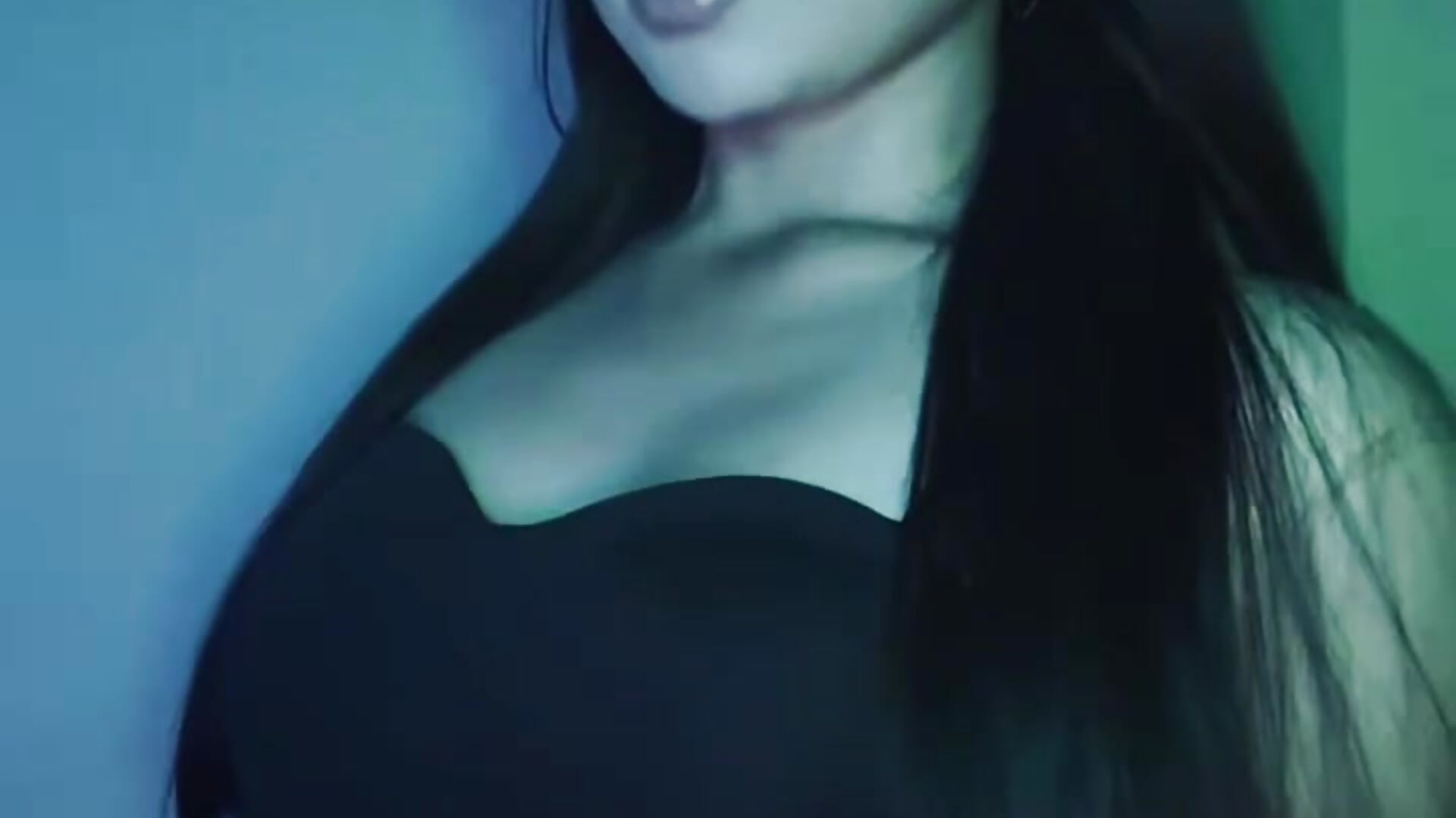 ;) - vídeo de la modelo de cam Ur_neighbor_Kira
