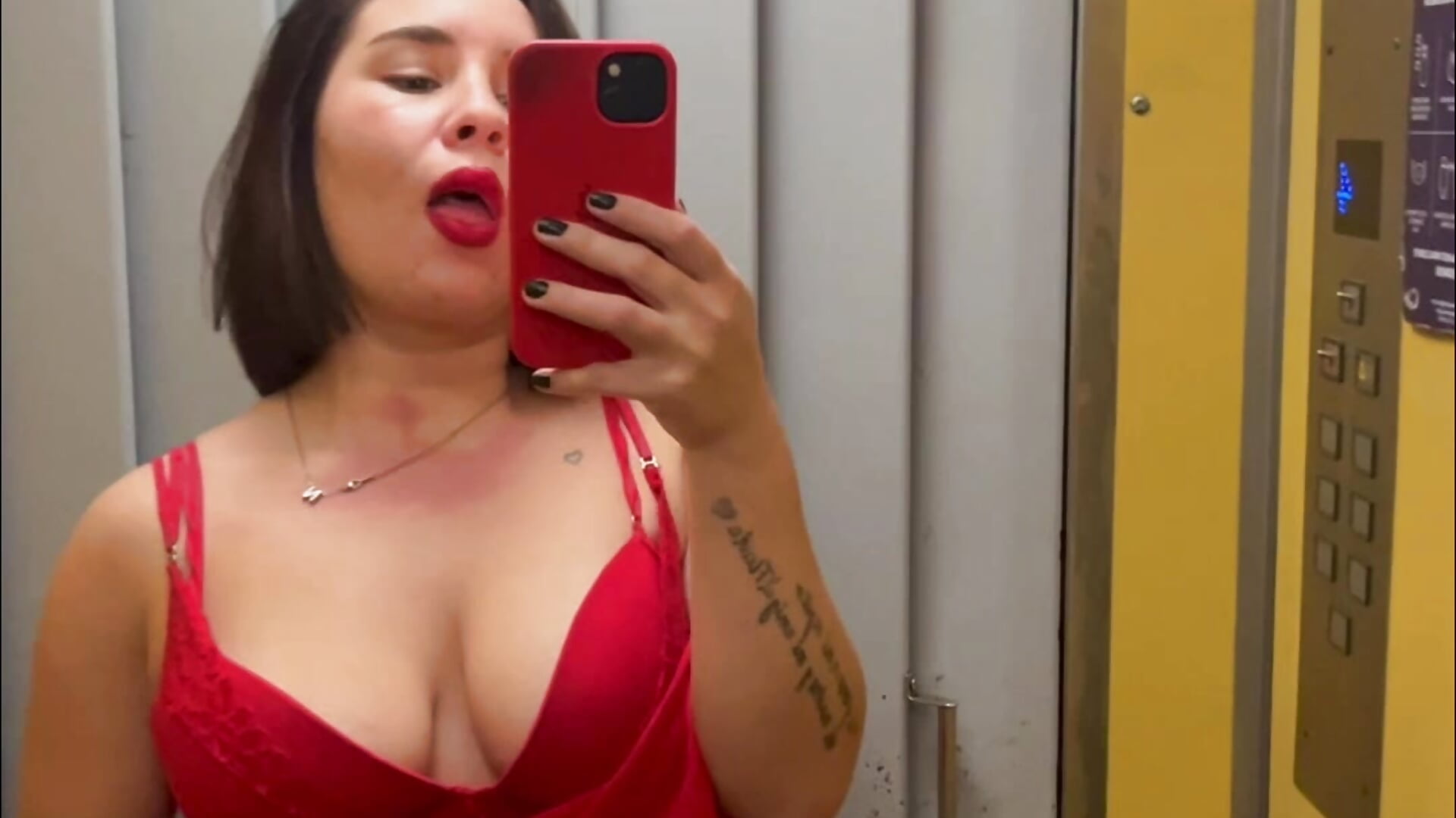 Pendeja golosa que me gusta tocarse donde no se debe 🤤💦 – video od webkamerové modelky Belubel