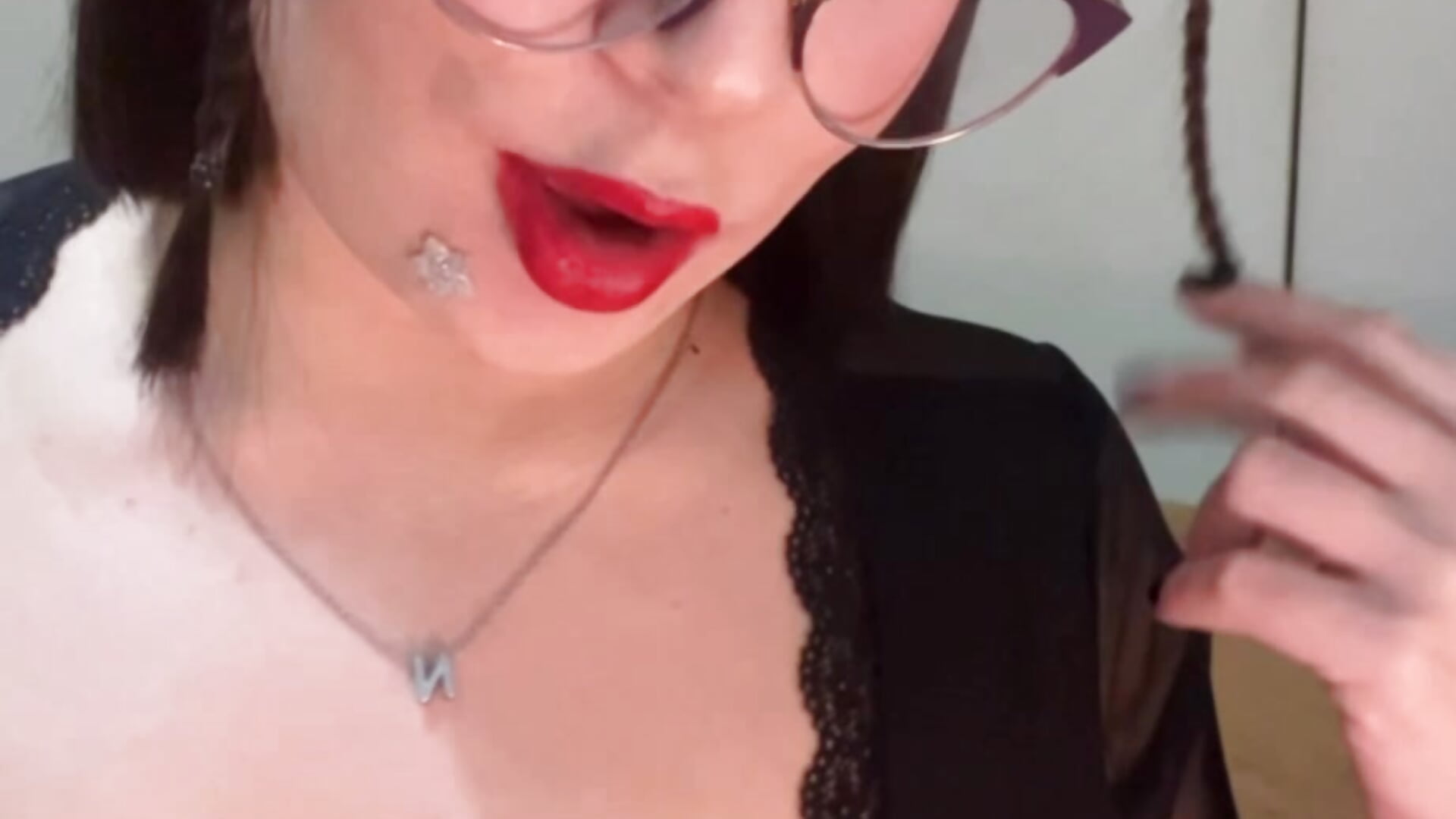 QUE NENA BUENA SOY 🫶🏻 - video di Belubel modella di cam