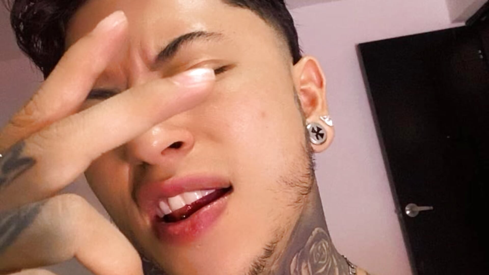 😍🤩 - video by Dannystone2 cam model