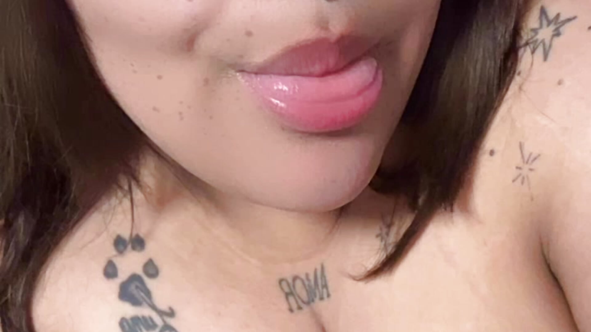 Holi－カメラキャストのMili21003の動画