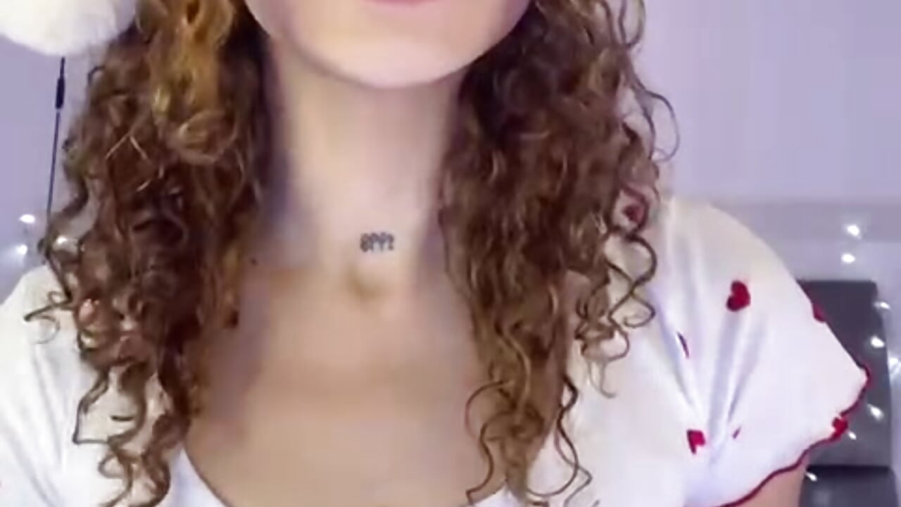 Santa is already coming... - Vídeo de kendallspears_1, modelo de vídeos