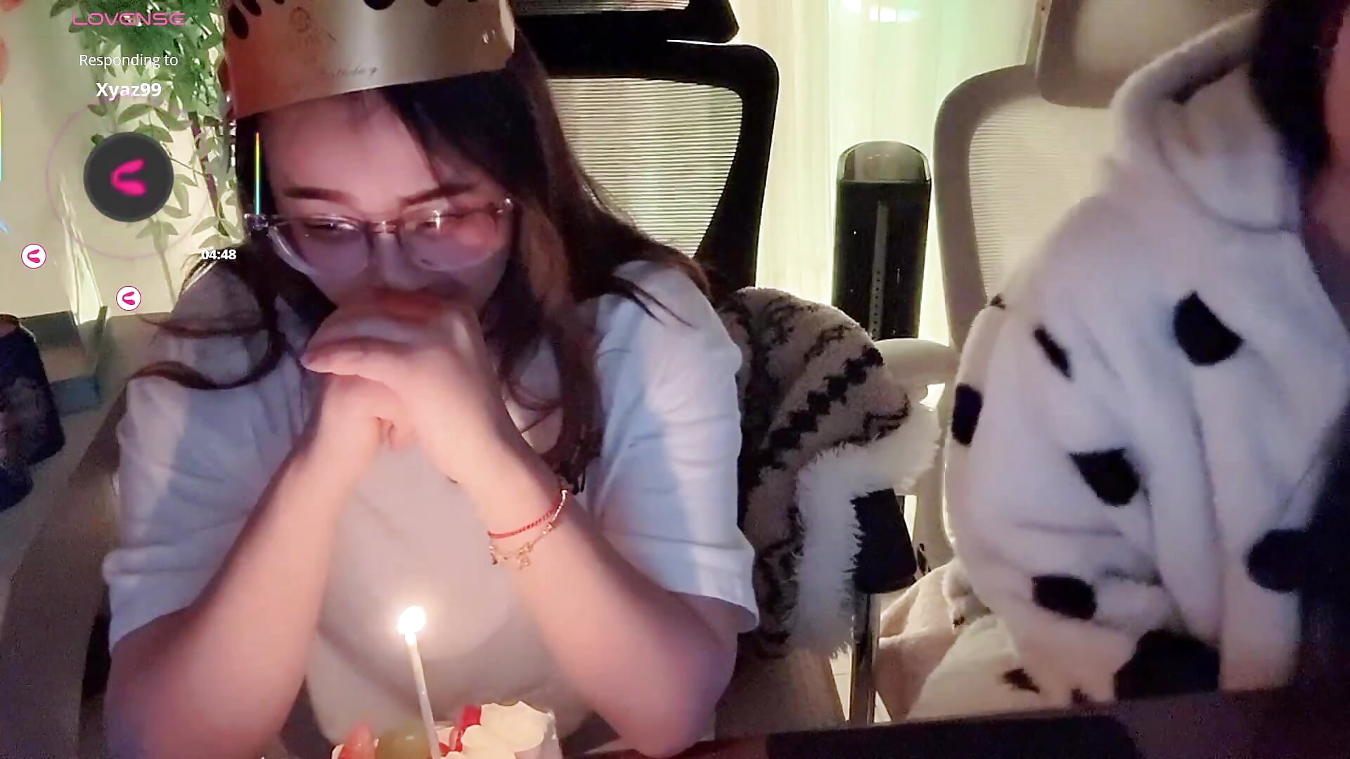 2026-01-24 07-27-23生日 - video của người mẫu cam NEWONETO