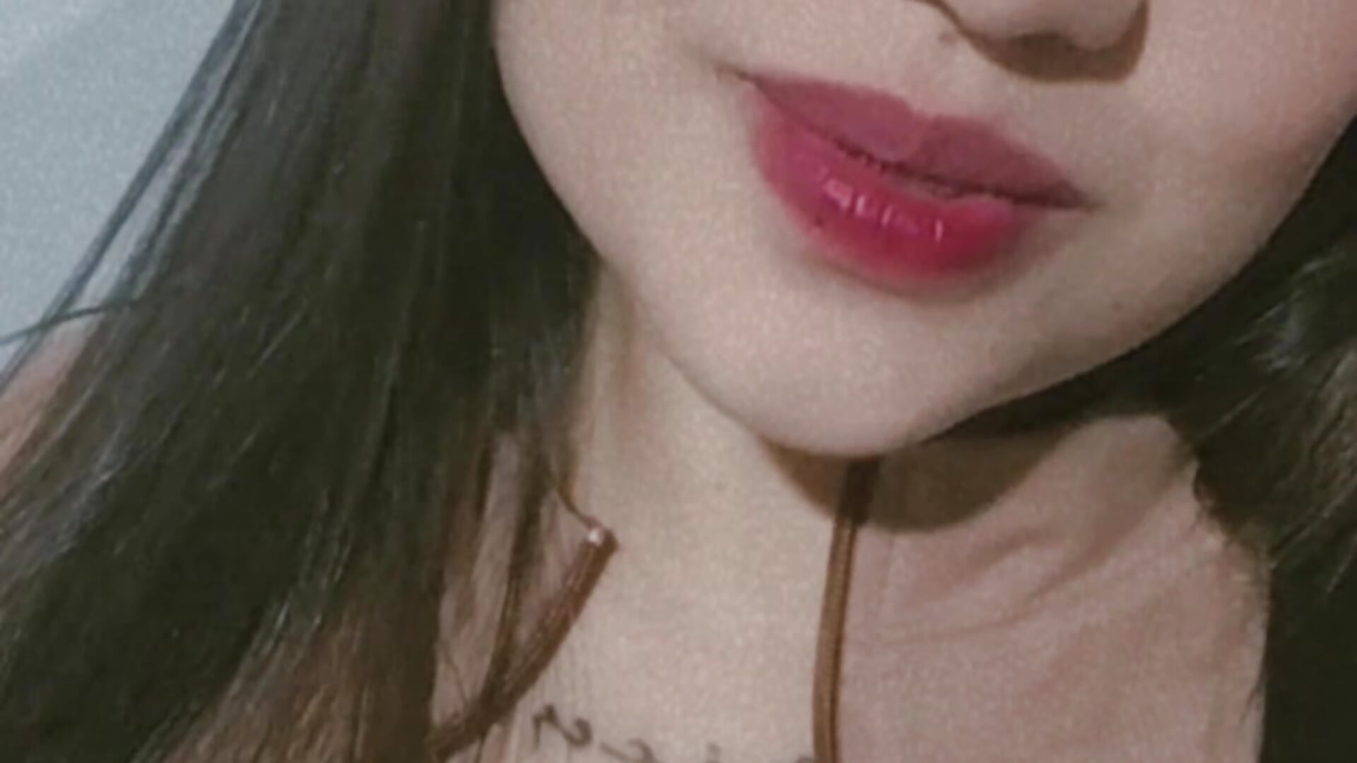 1000410804 - video by aurofox21 cam model