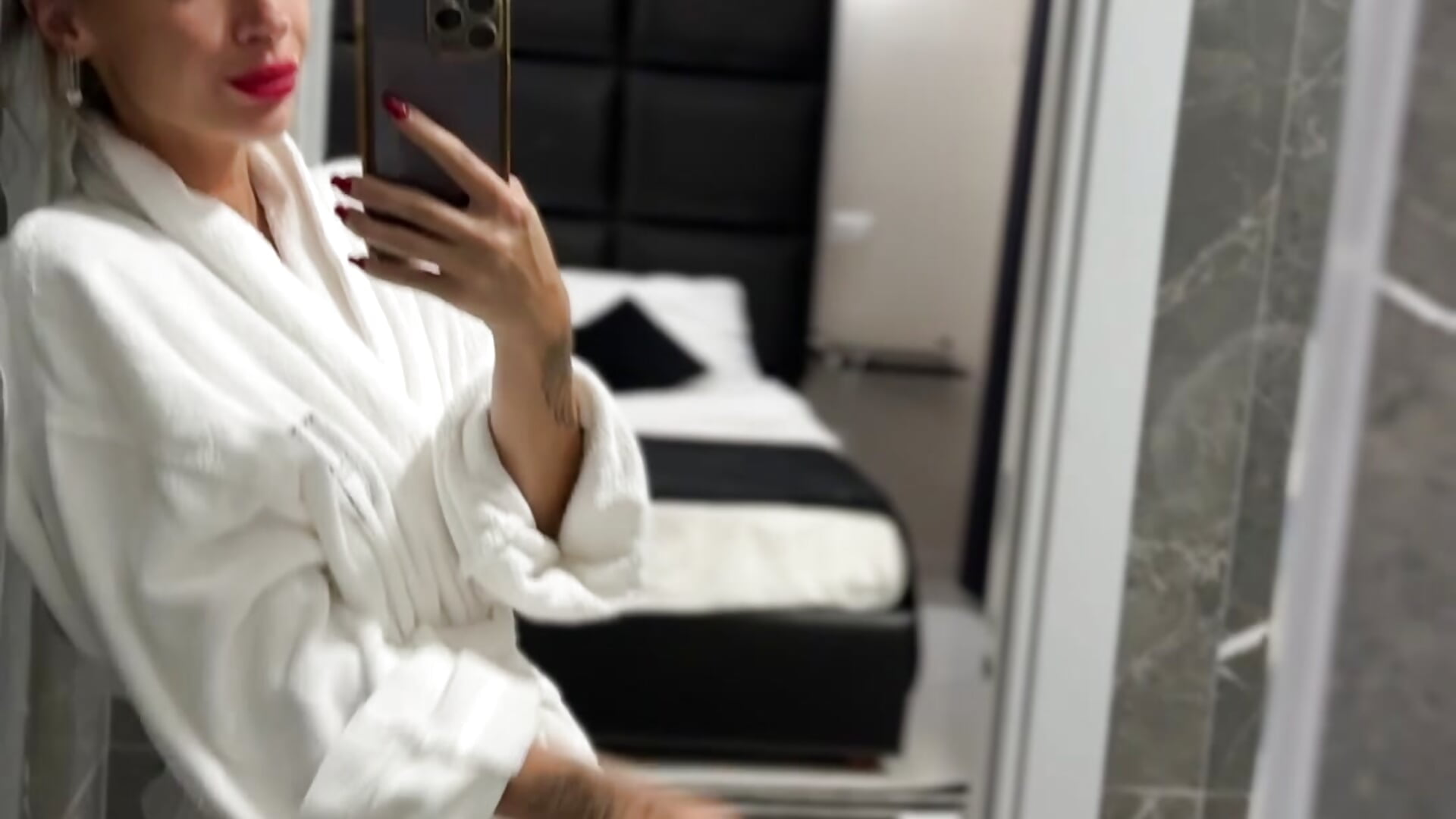 hi everyone) - video by FoxesEyes cam model