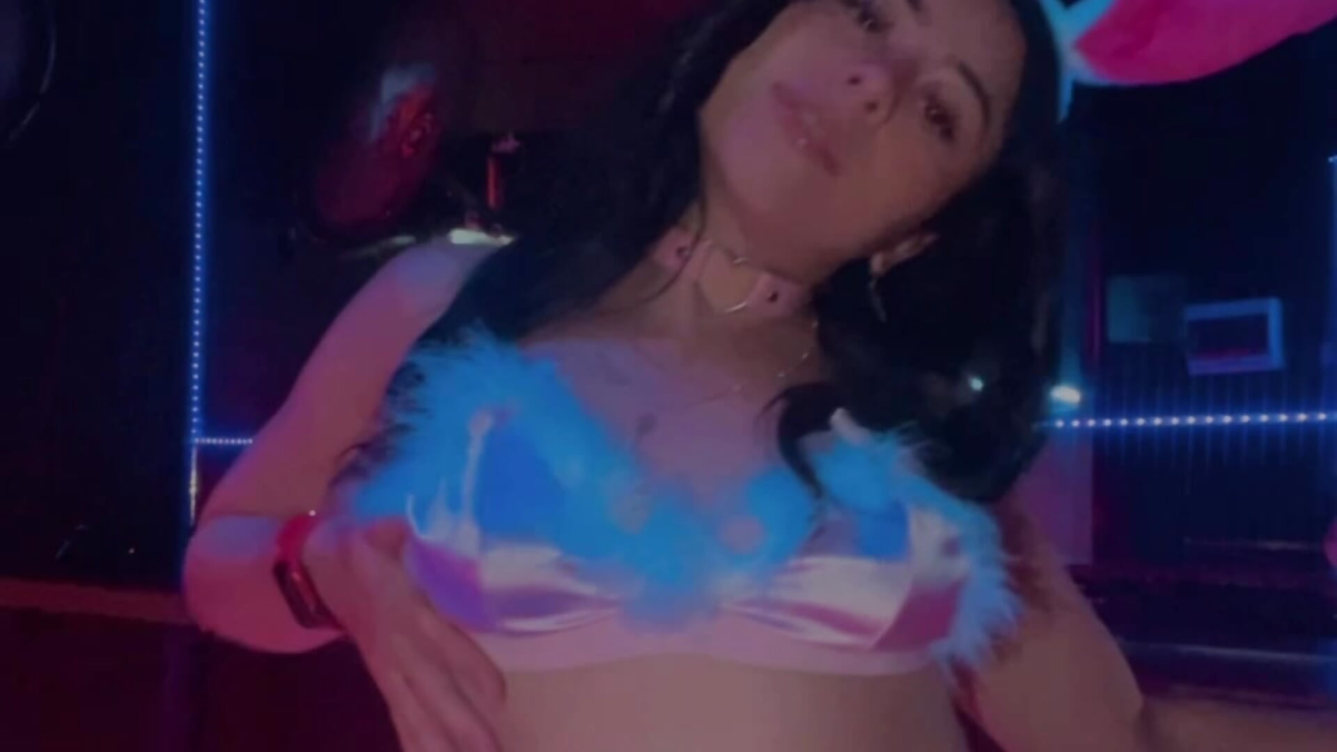 Me extrañaron??🫣😮‍💨🔥 - video by Ignvcivv cam model