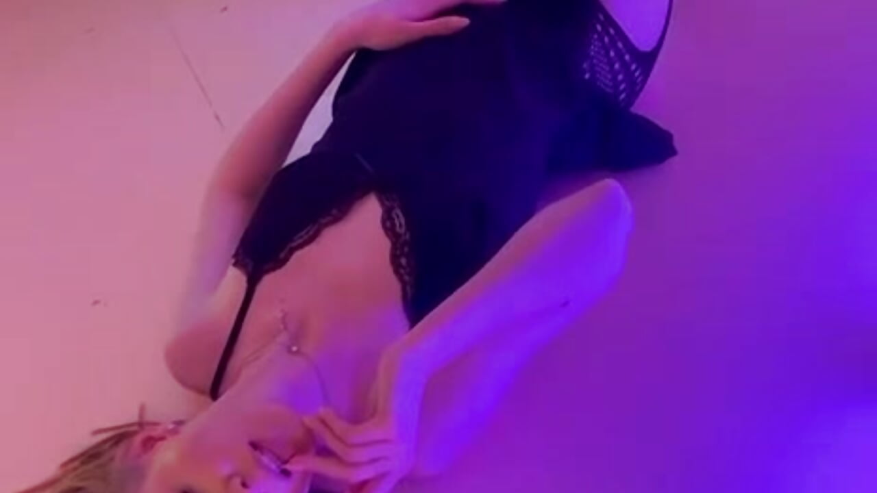 Playful not only in the room 😋 - video by alena_art_me cam model