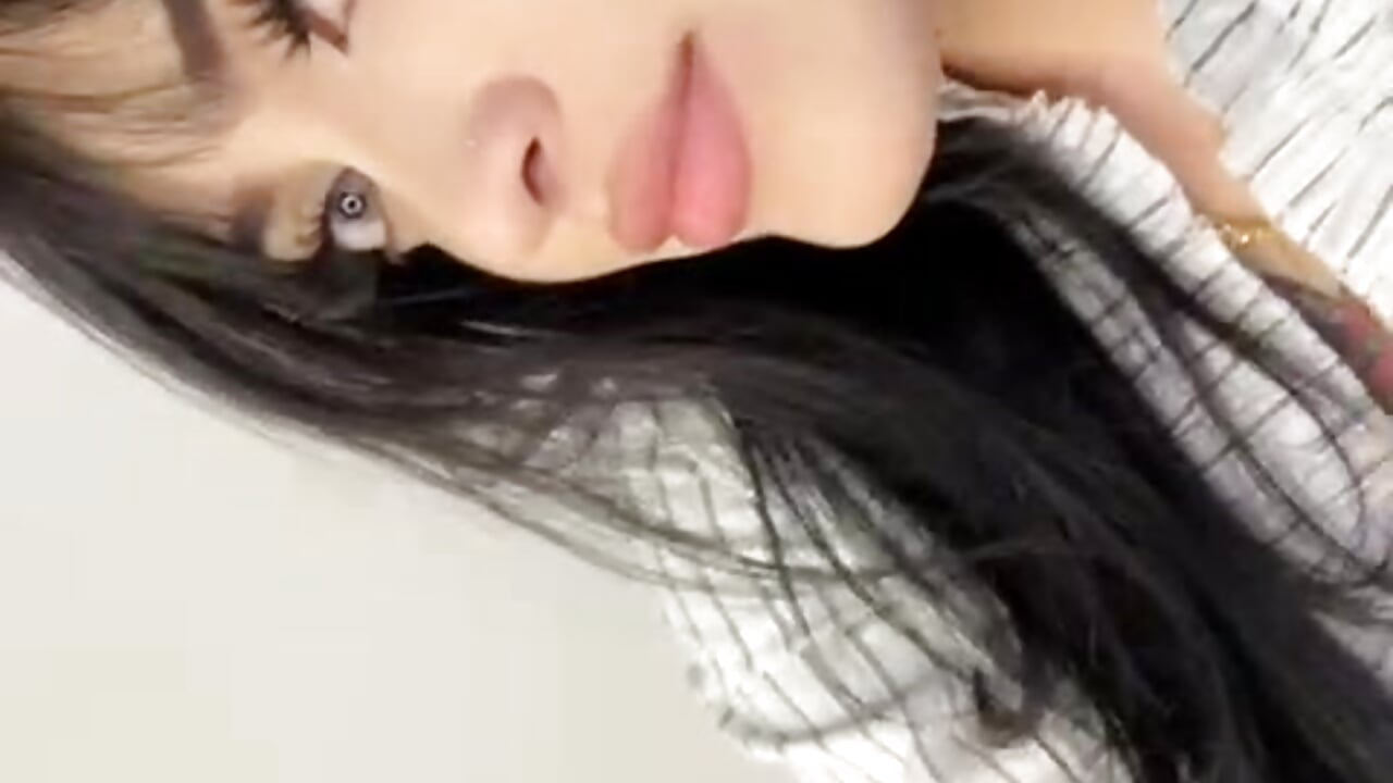 me - video by ScarletVyxen cam model