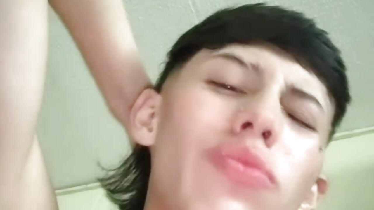 🥵 - video của người mẫu cam thaigo_twink38