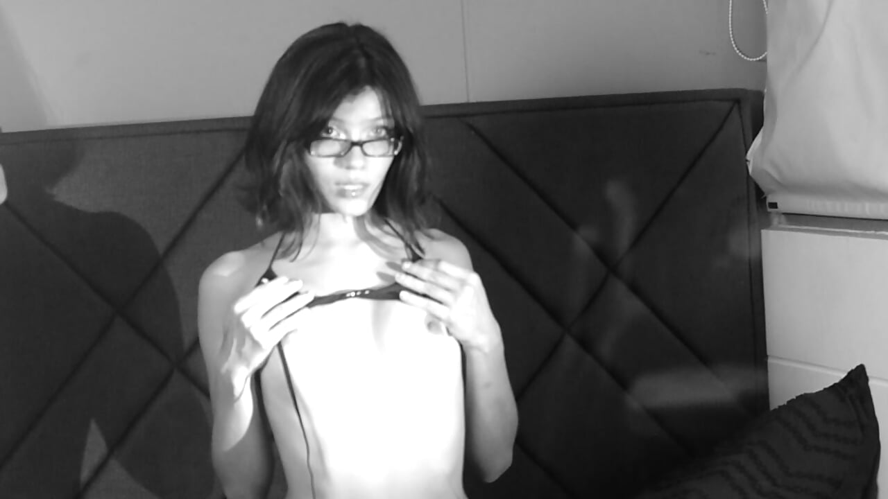 Me ❤️ - video by ChloePetite_0 cam model