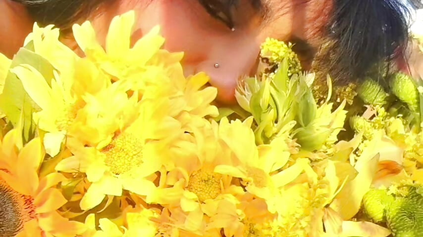 🌼🌻 My  flowers 🌻🌼 - video by who_is_milyxx cam model