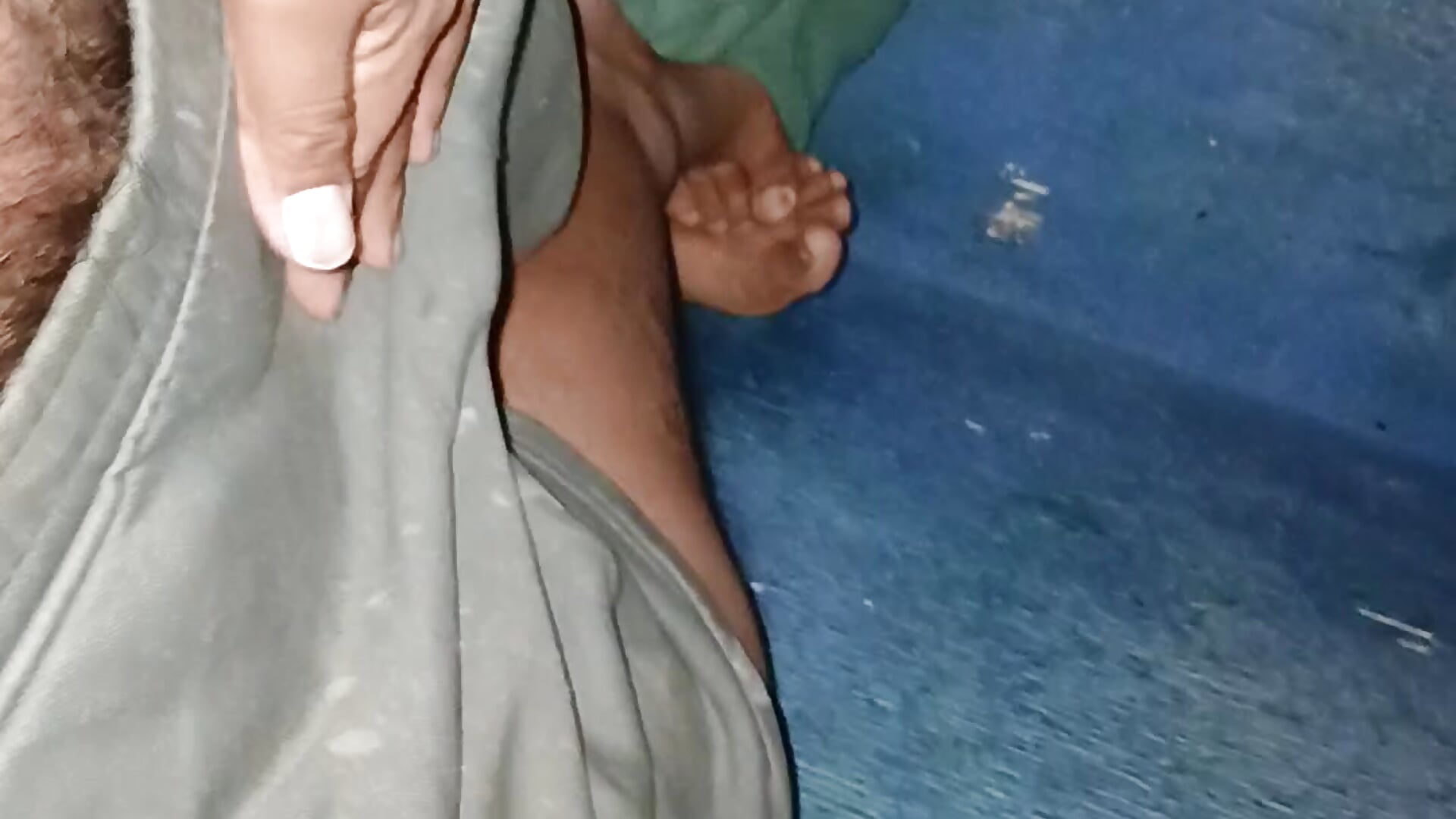 Le chupo el pene a mi primo - video by Dari_30 cam model