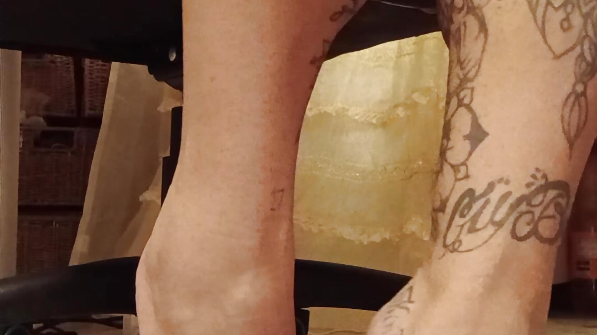 1000028197.mp4 - video by cutiefeet00 cam model