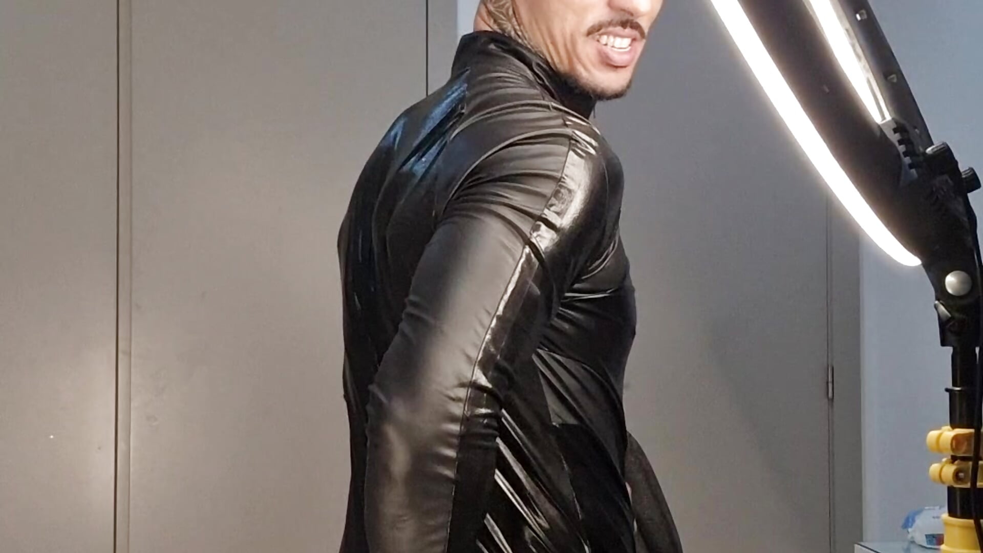 Black 🖤 latex fetiche