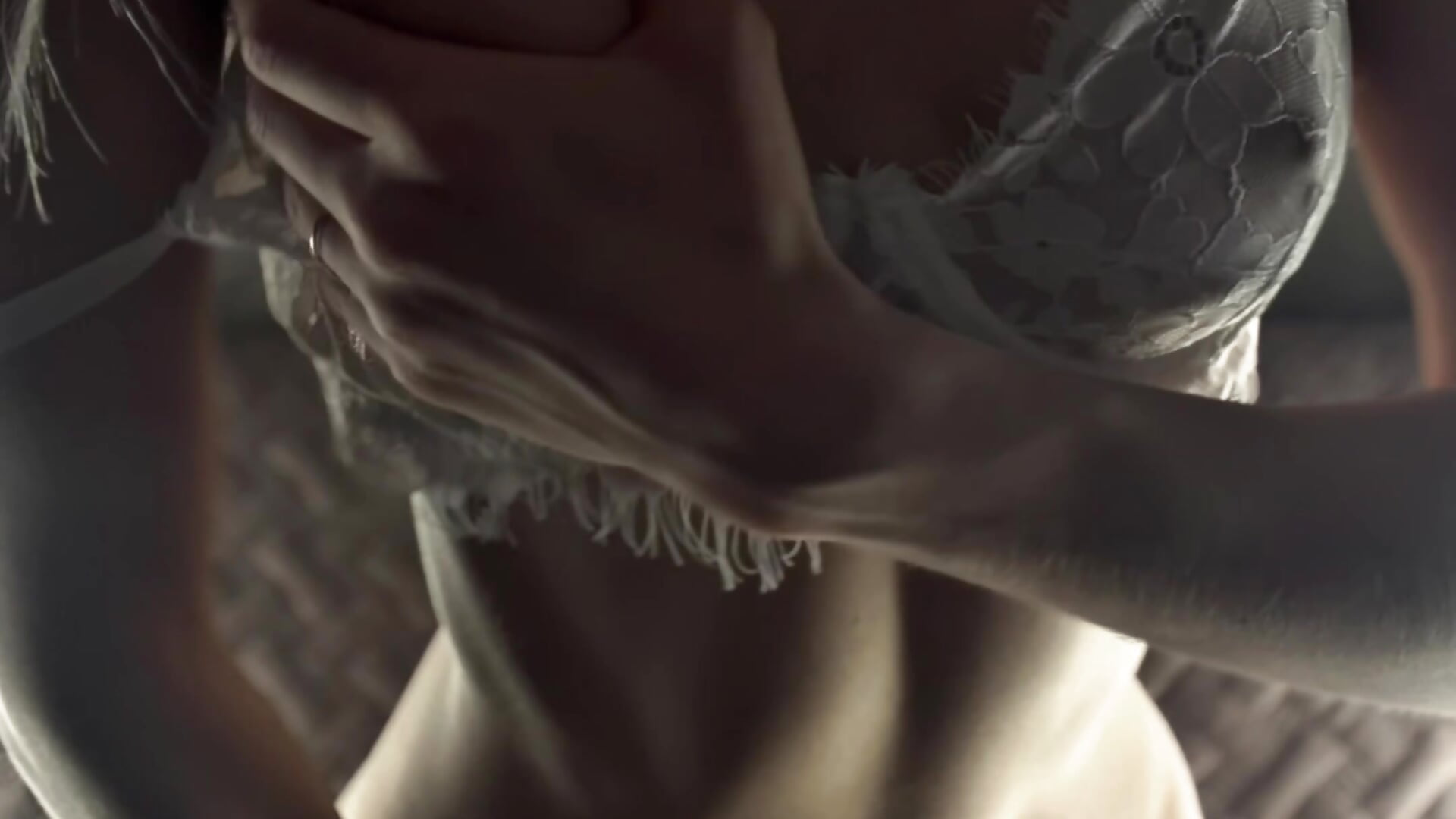 White girl❤️‍🔥 - video by SerenaCrystall cam model