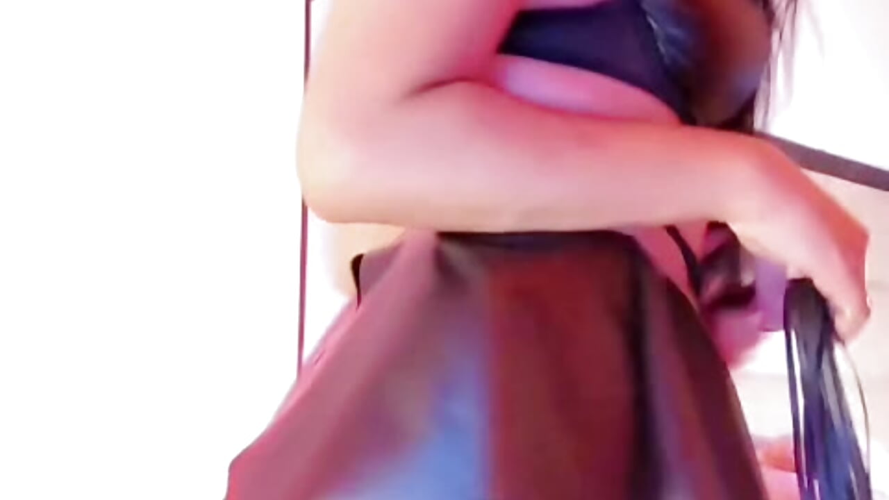 beautifull emily - video by EmilyZuits cam model