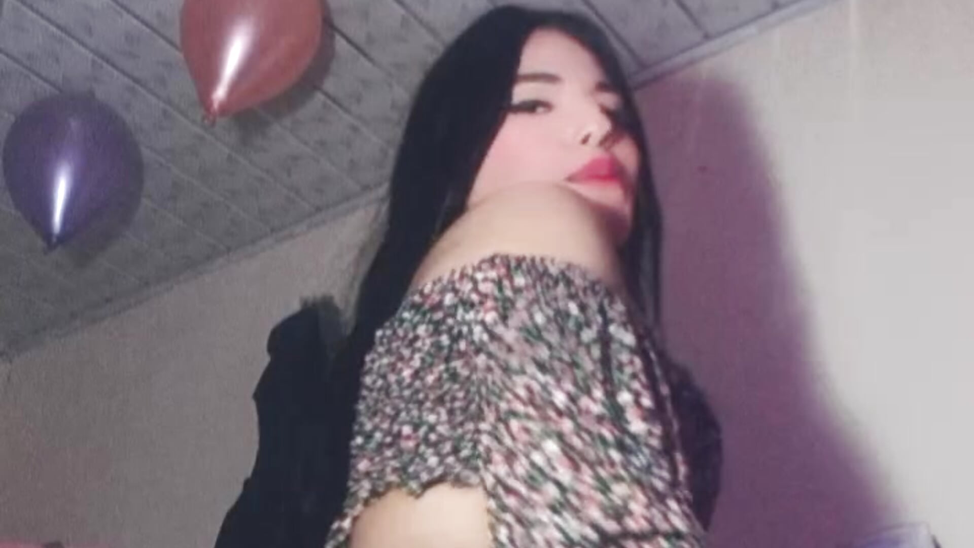 Dance - video van valeria_limite cam-model