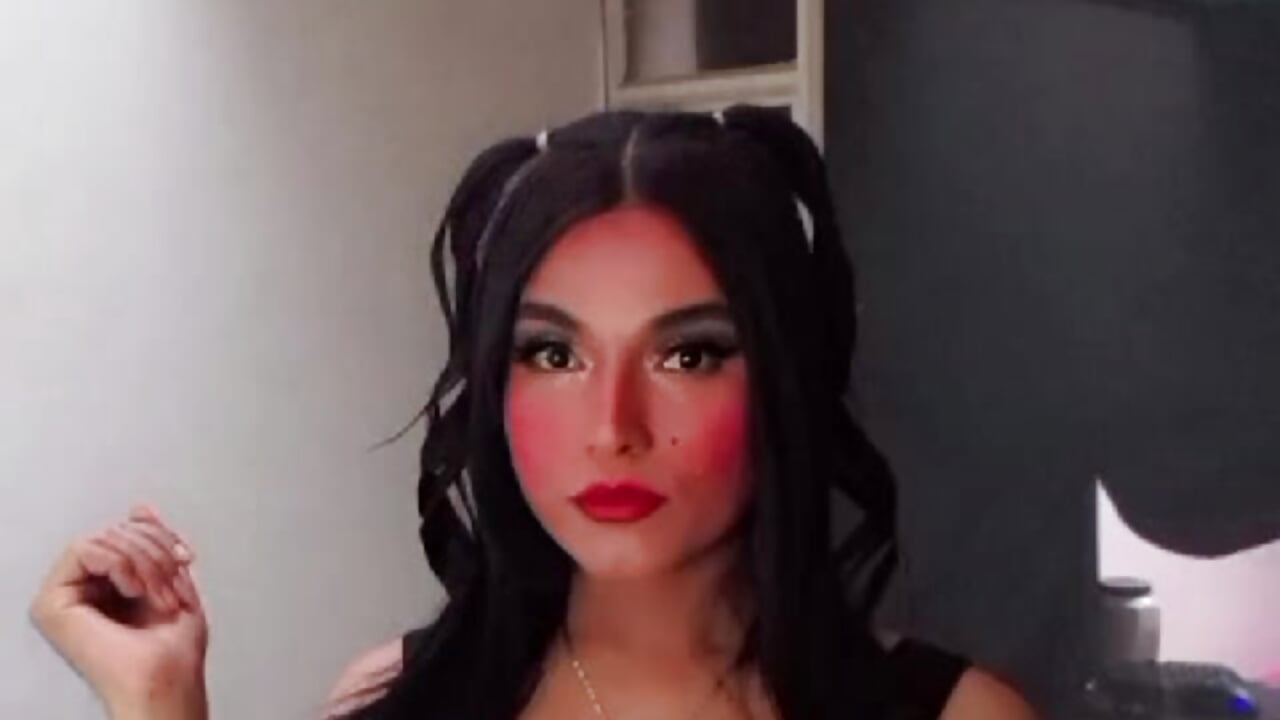 Mamasita - vidéo du modèle de showcams valeria_limite